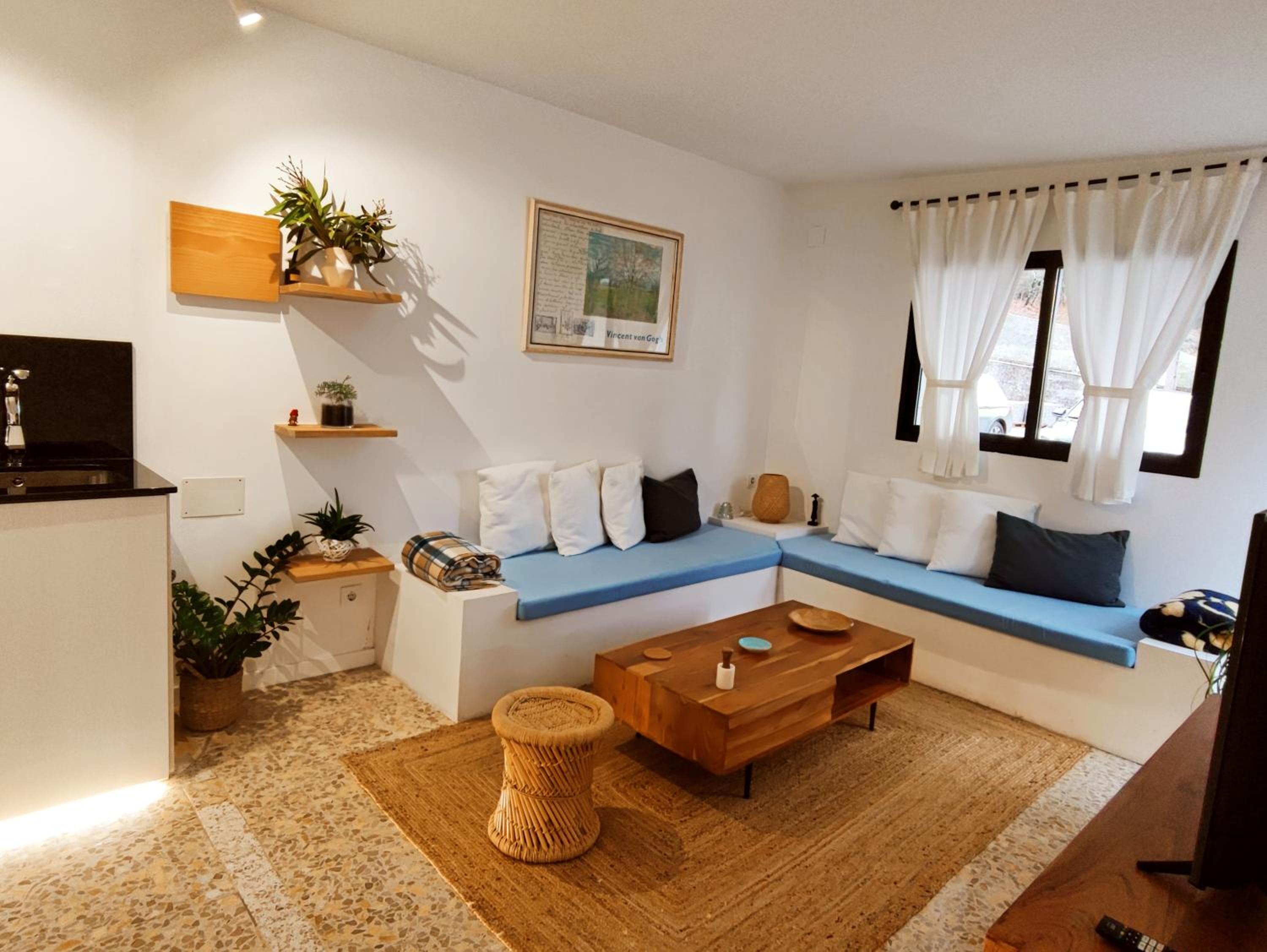 Casa adosada de tres habitaciones