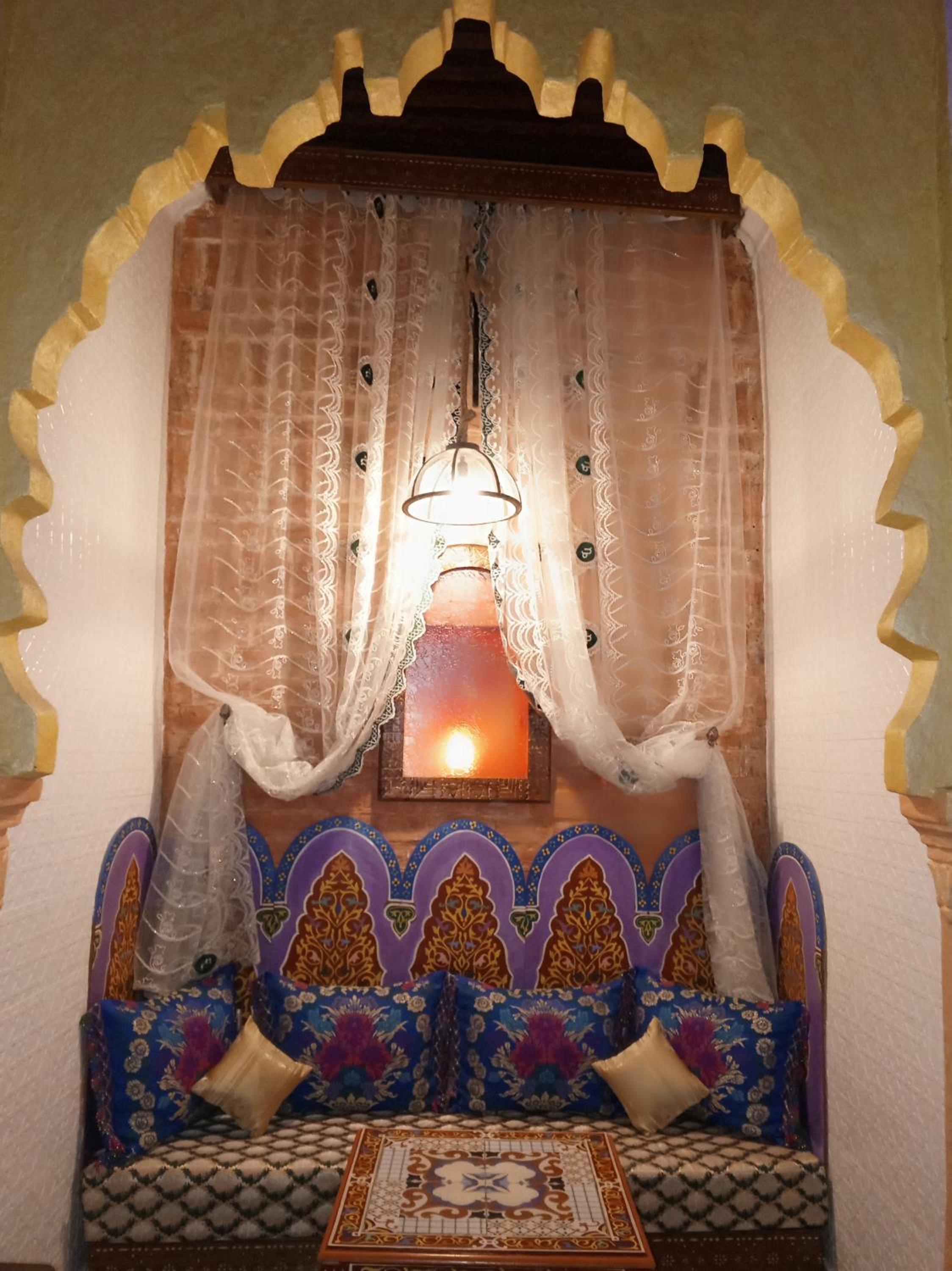 Deluxe Queen Room with Two Queen Beds - Photo 6