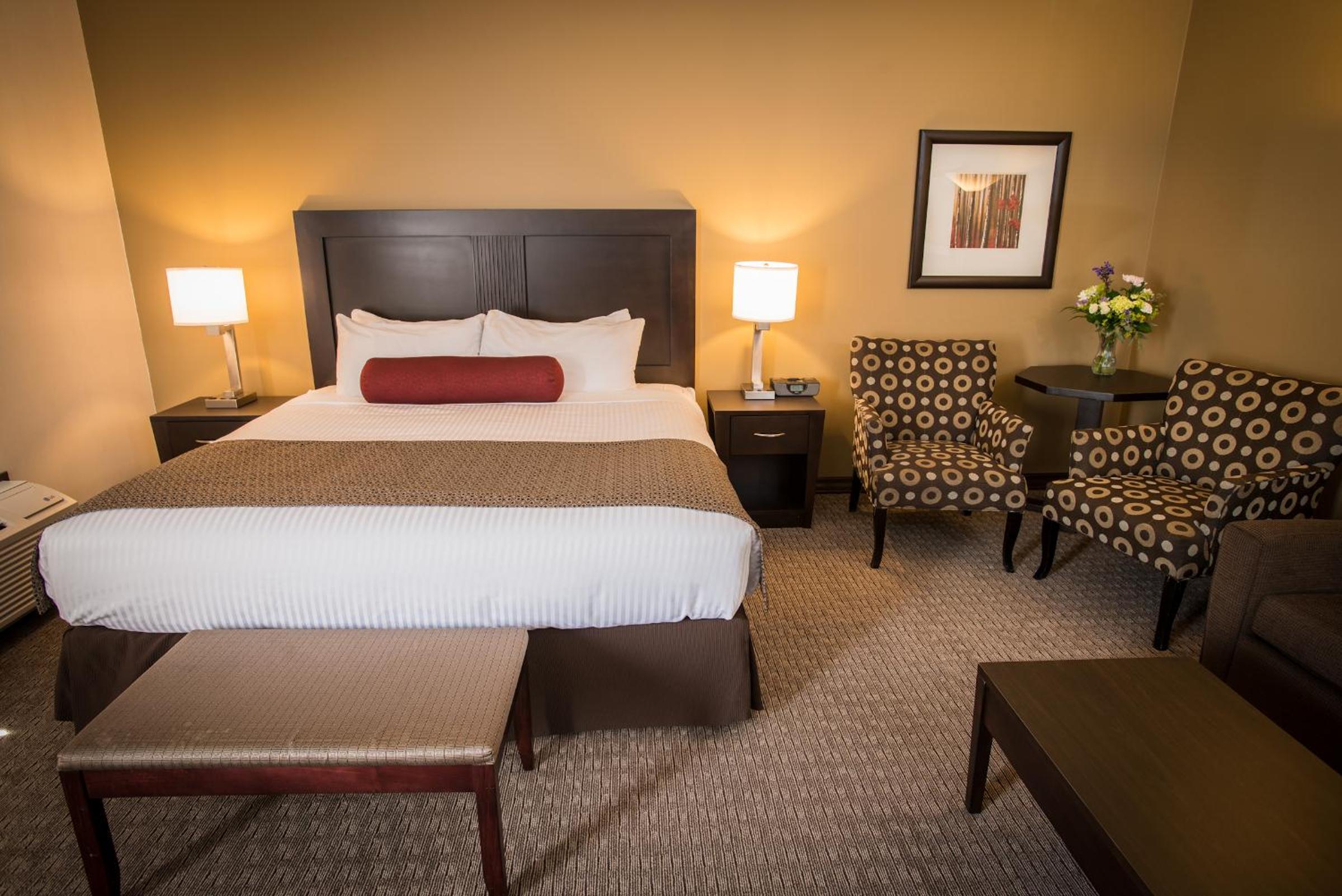 Best Western Plus Baker Street Inn