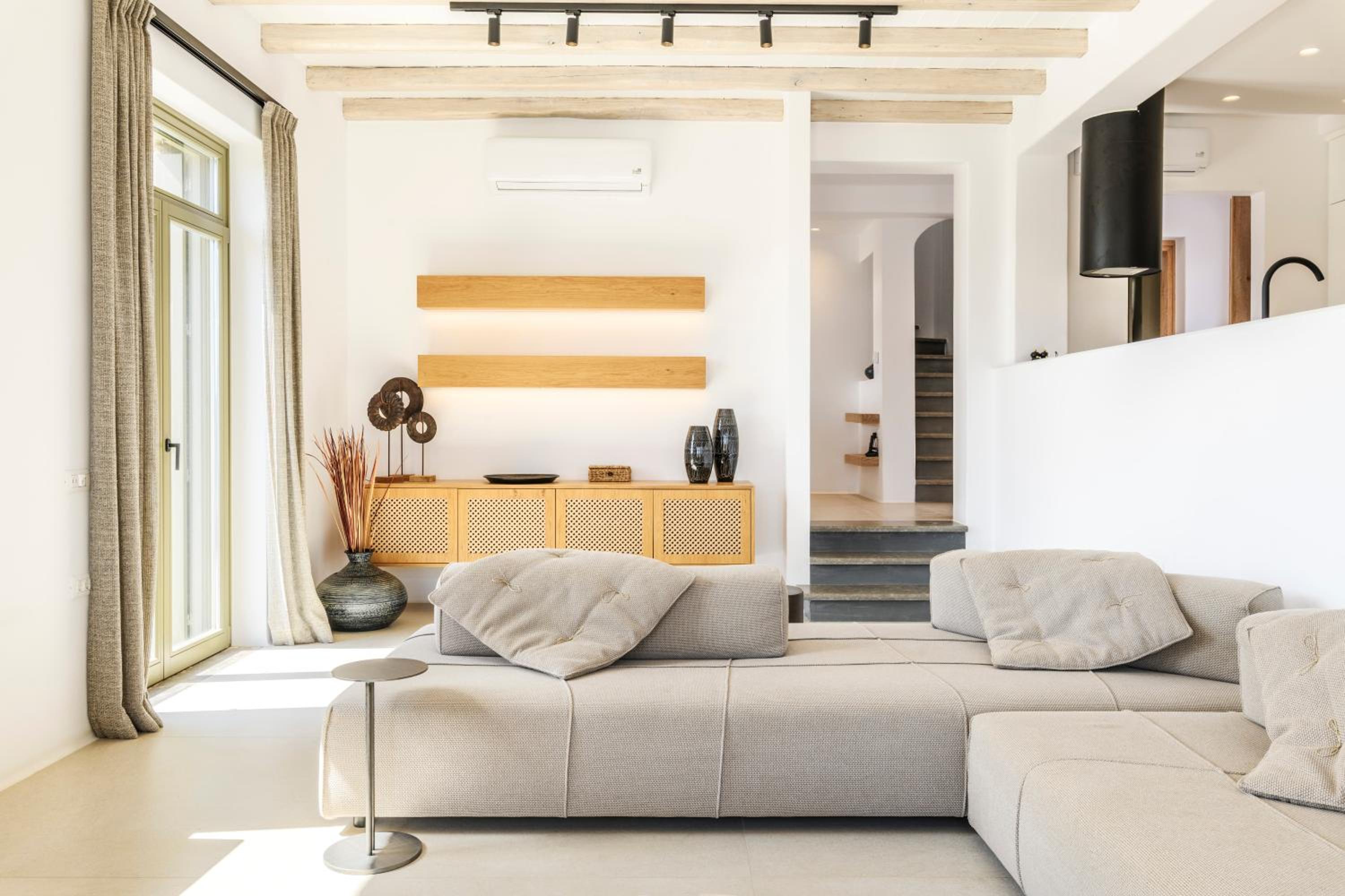 Deluxe Villa With Sea View And Private Heated Pool