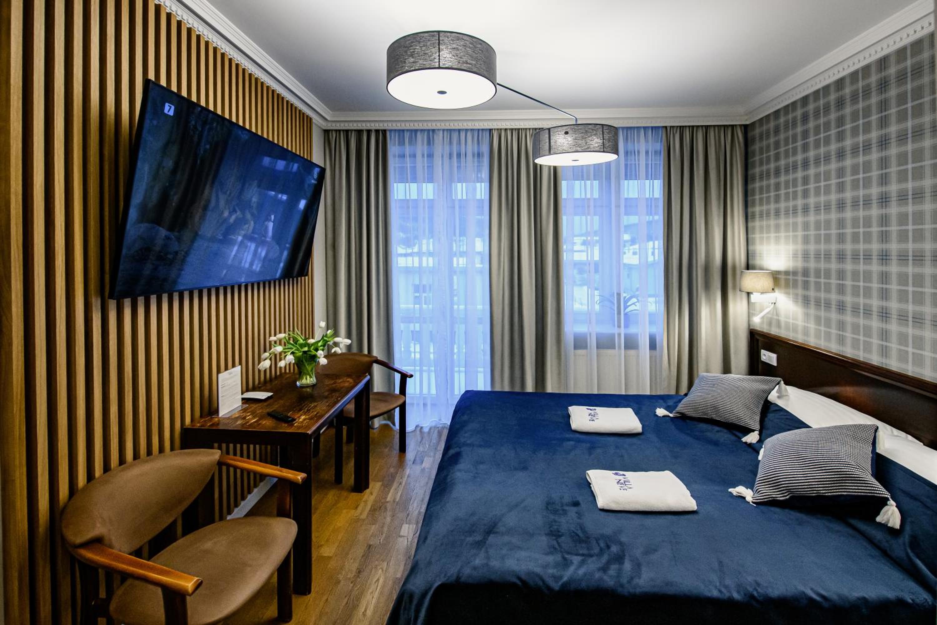 Double or Twin Room - Photo 15