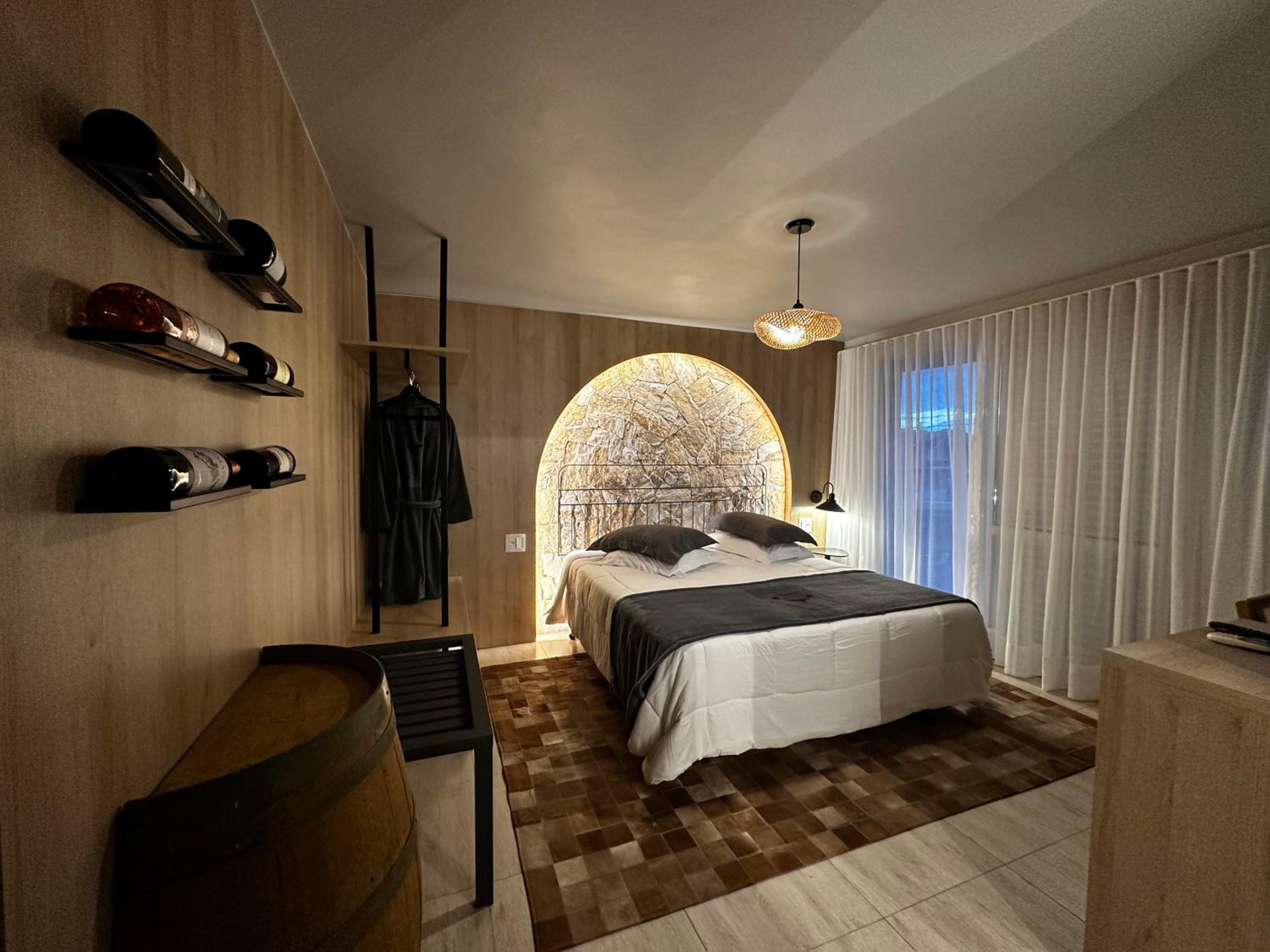 Superior Suite - Photo 1