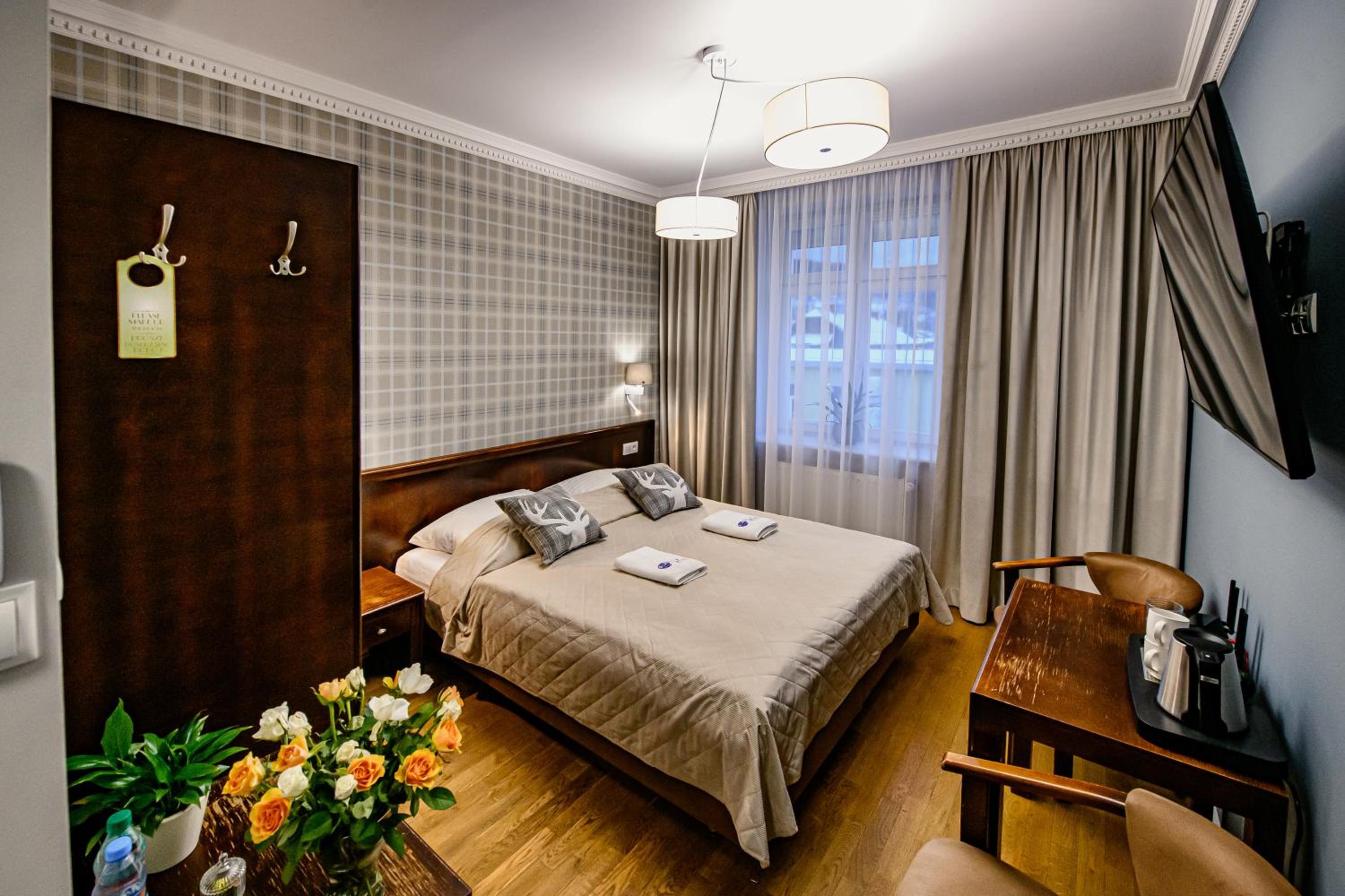 Double or Twin Room - Photo 22