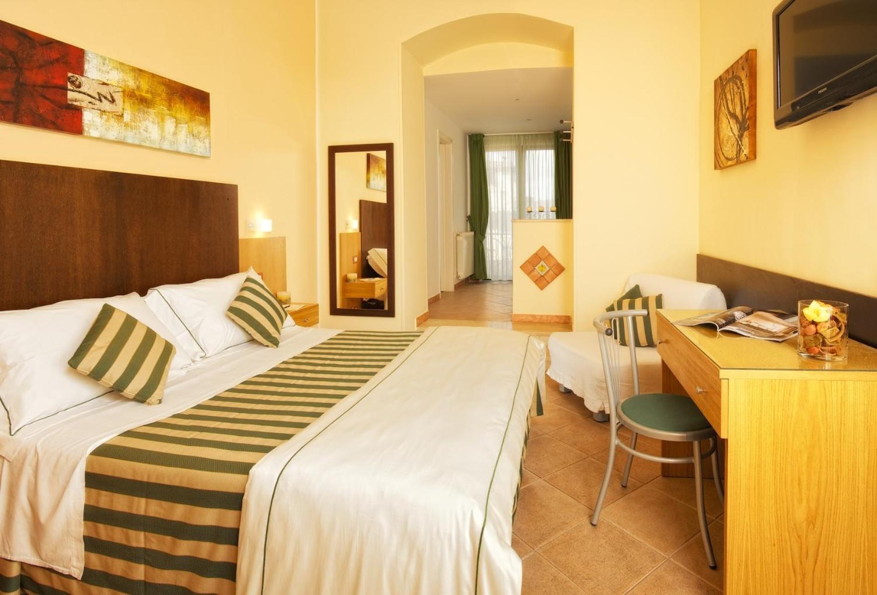 Triple Room - Photo 3