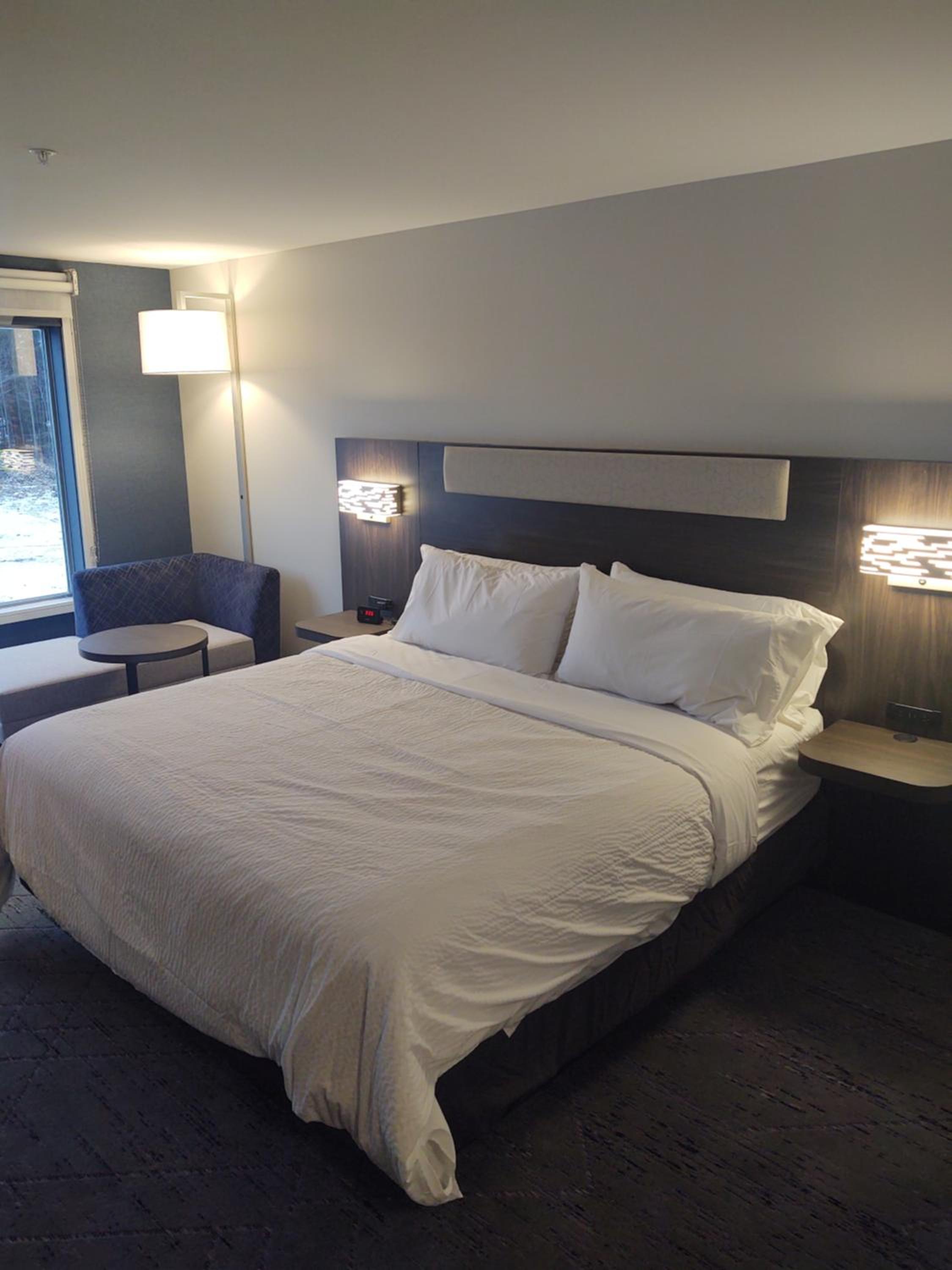 Standard King Room - Photo 1