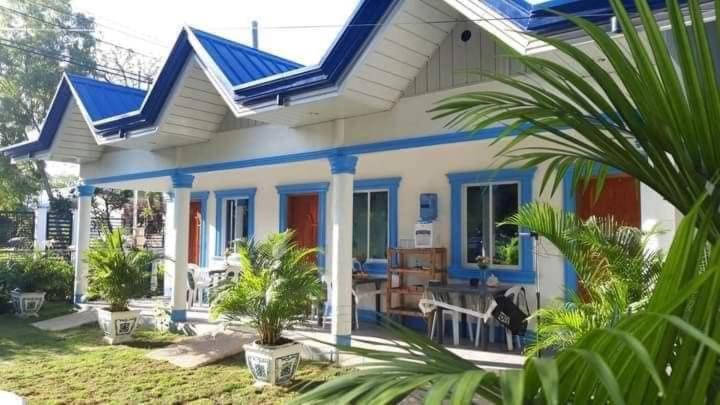 Double Room with Private Bathroom - Photo 8