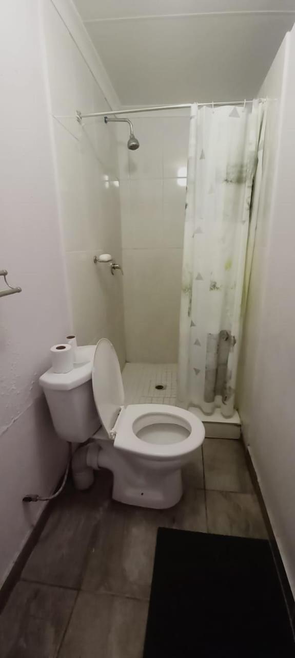 Double Room with Private Bathroom photo 3