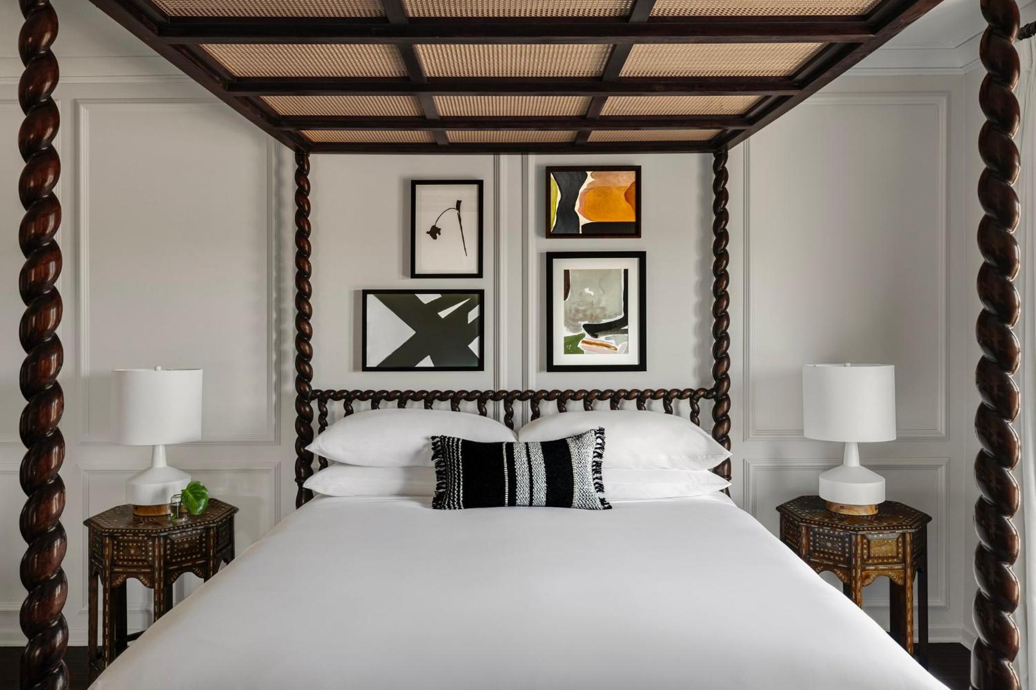 Canary King Suite - Accessible - Photo 13
