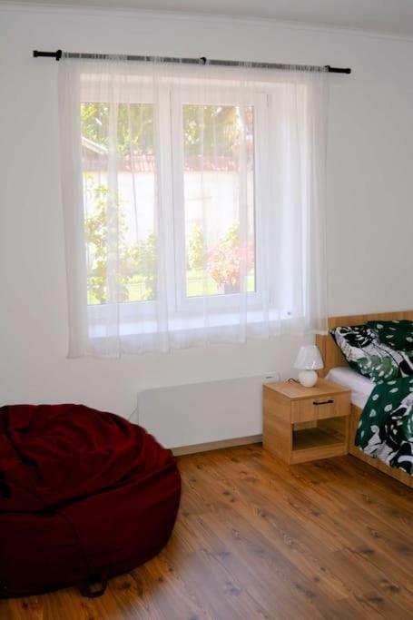 Apartment photo 2