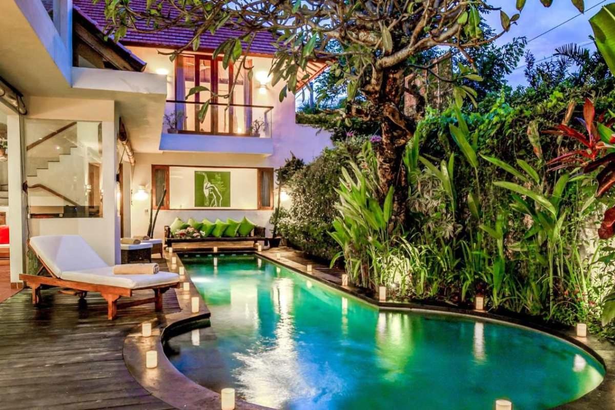 Standard Villa photo 1