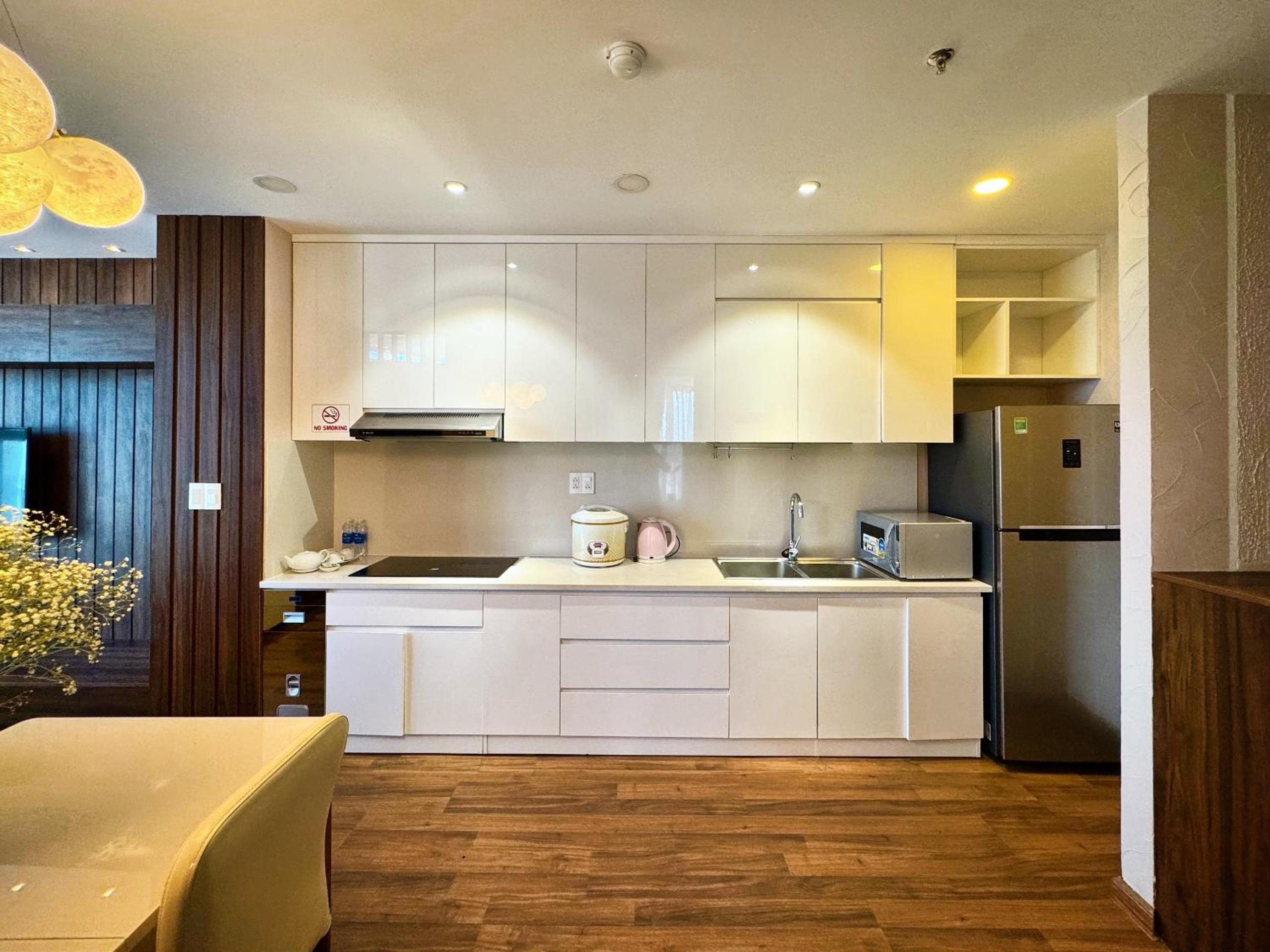 One-Bedroom Apartment - Photo 19