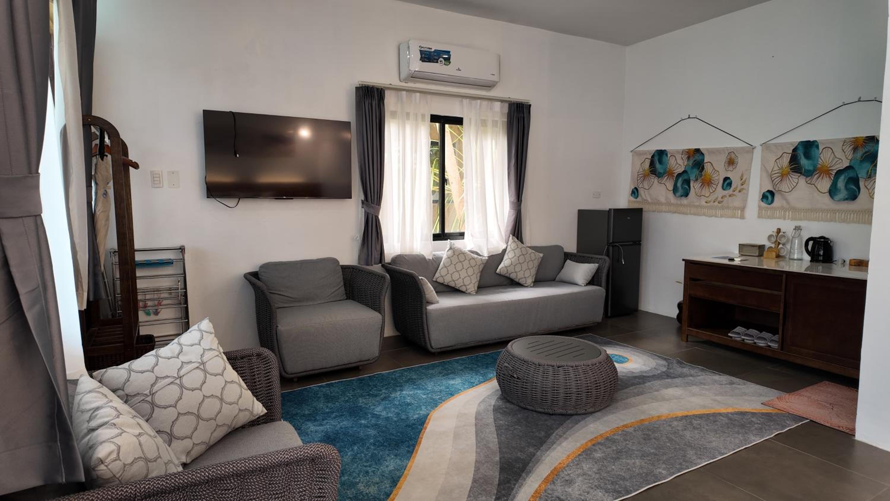Suite - Photo 5