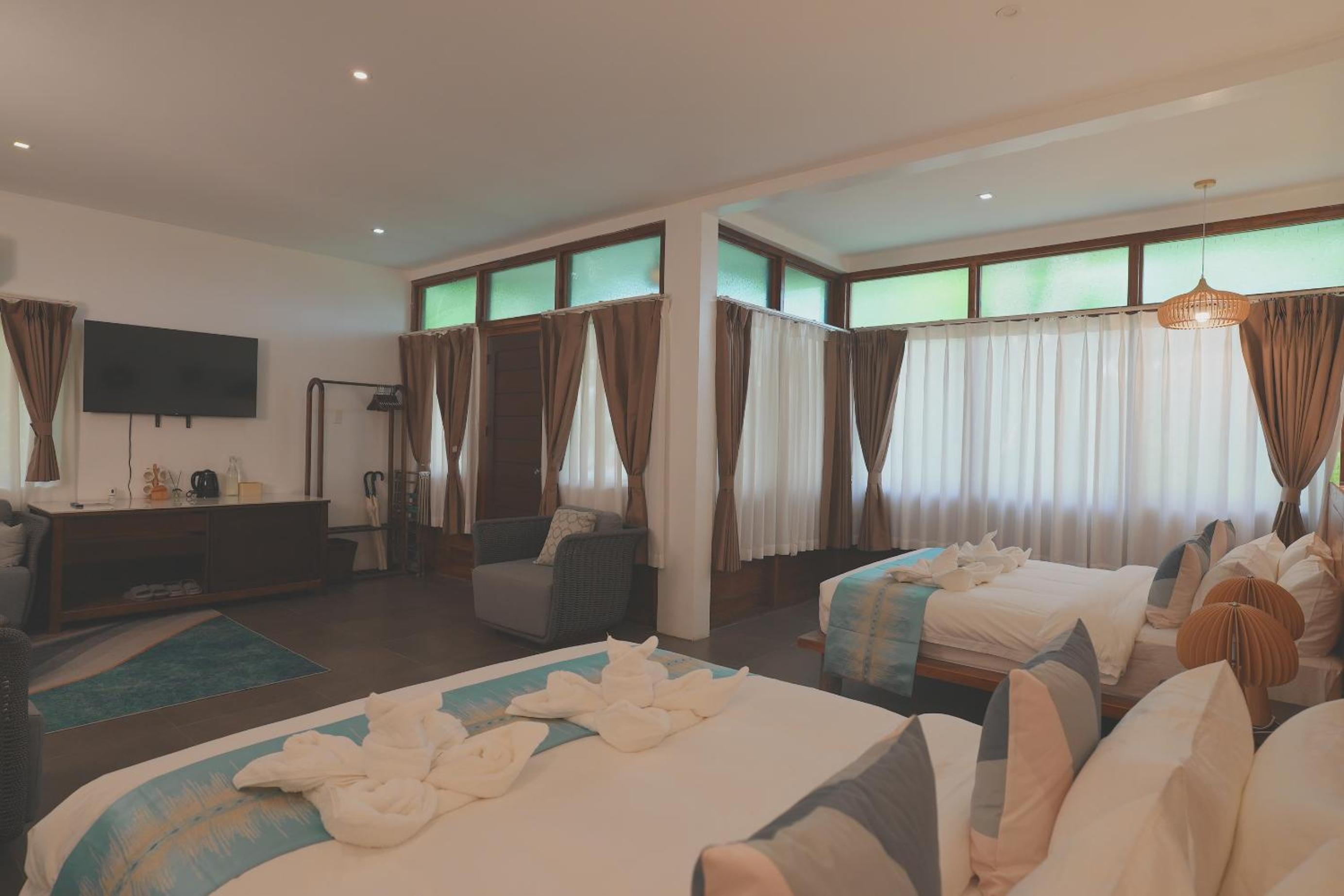 Suite - Photo 2