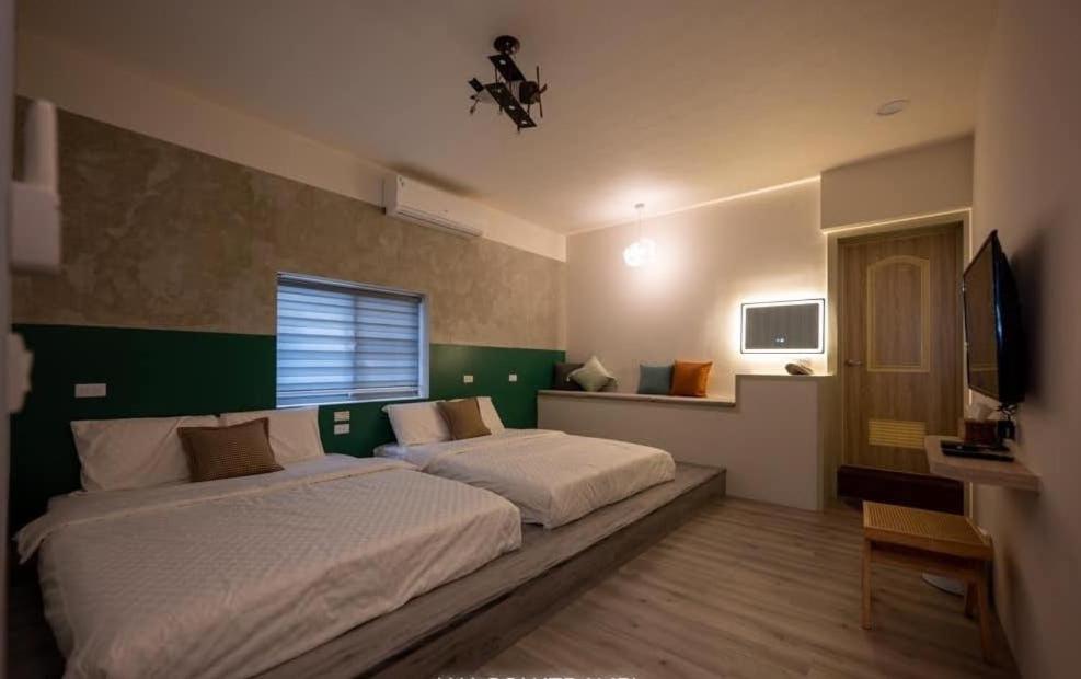 Quadruple Room with Private Bathroom photo 3