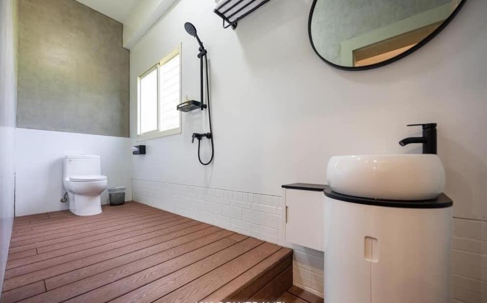 Quadruple Room with Private Bathroom photo 2