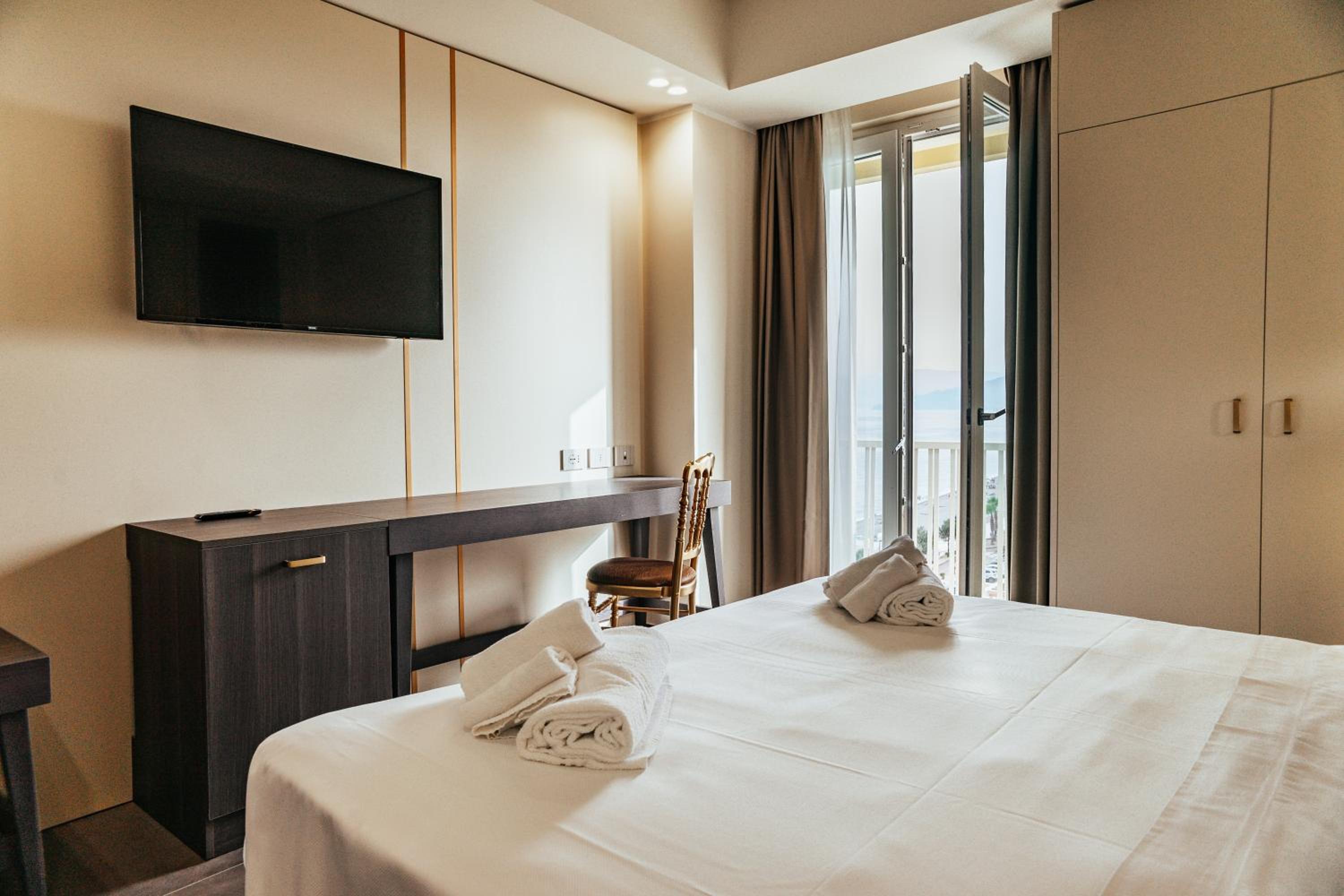 Superior Double Room - Photo 4