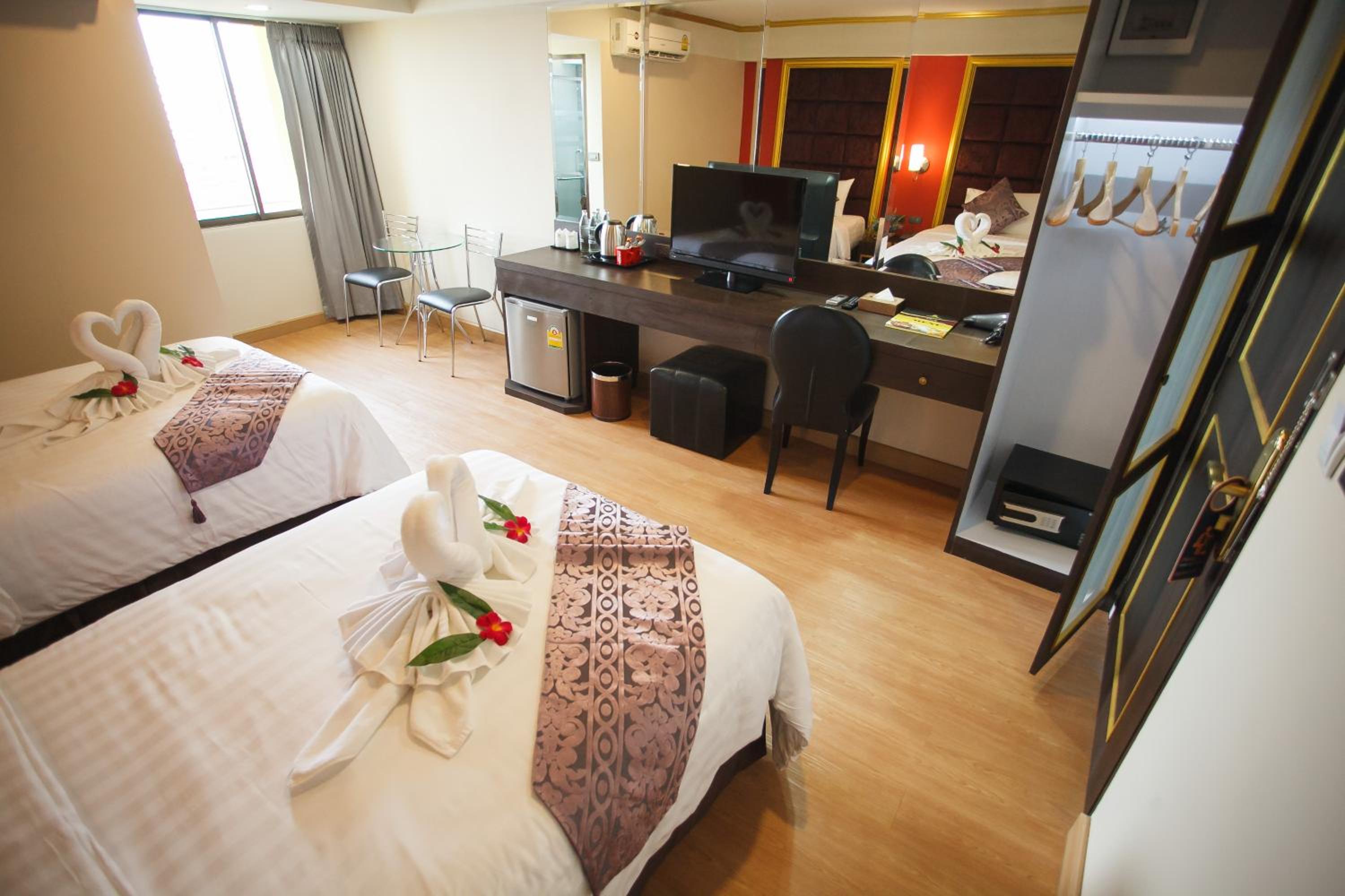 Twin Room - Photo 4