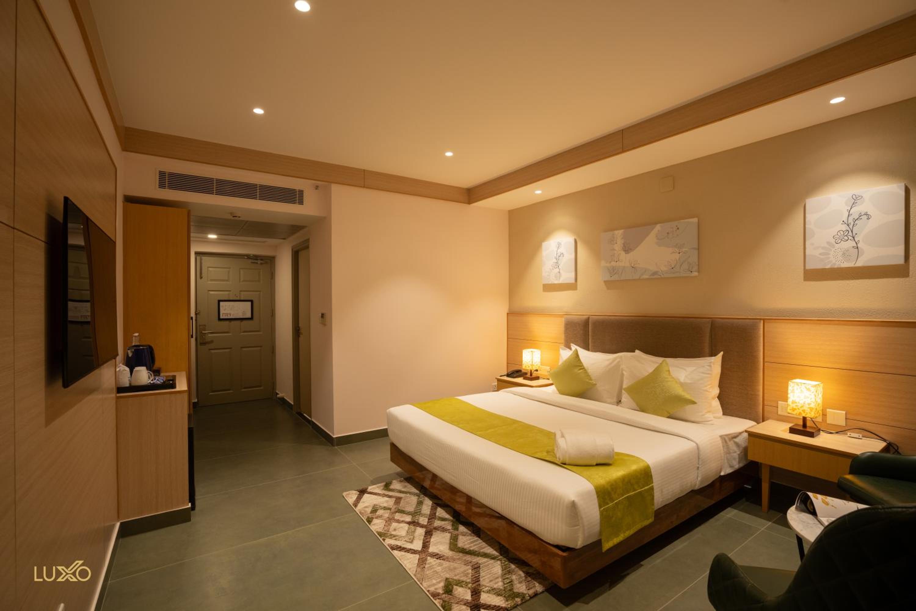 Deluxe Double Room photo 2