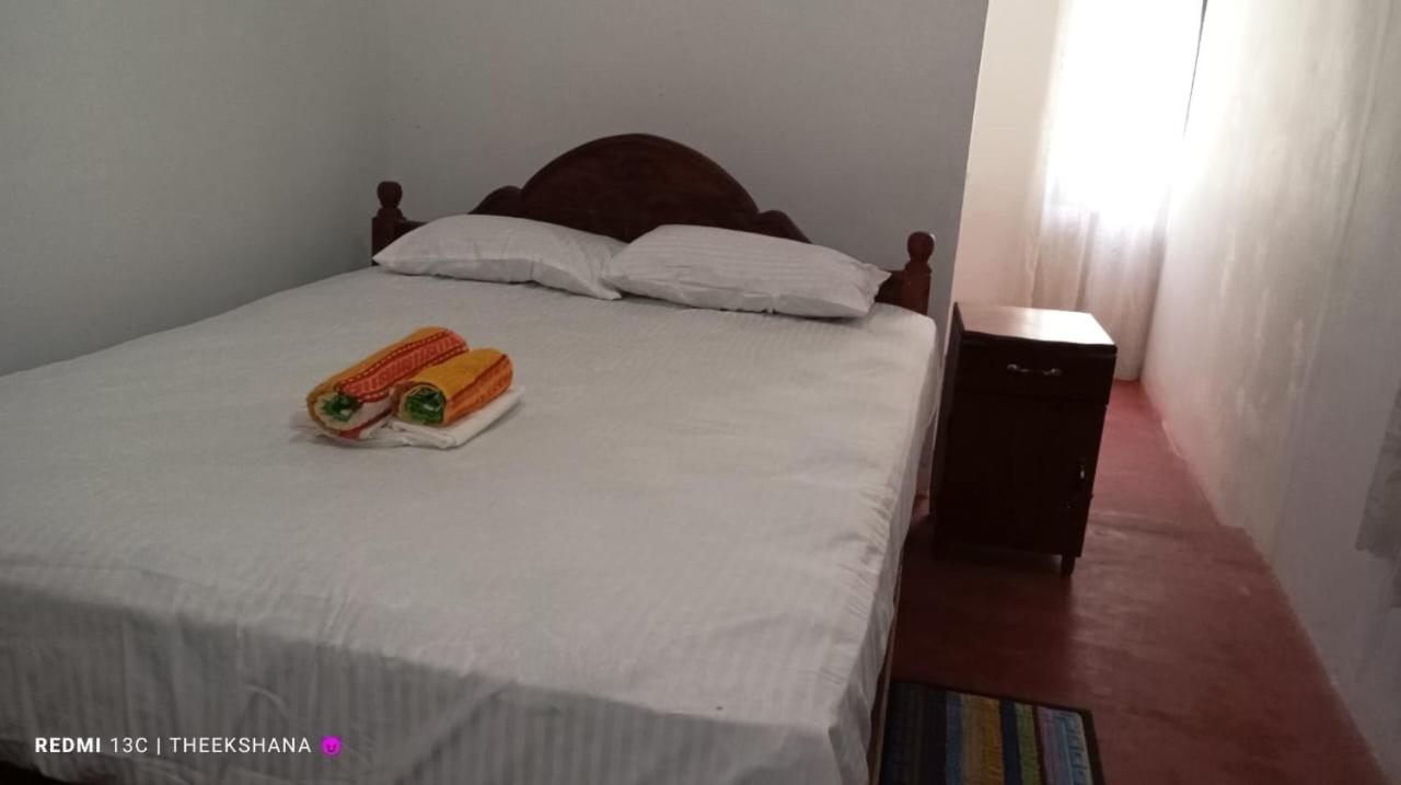 Budget Double Room photo 3