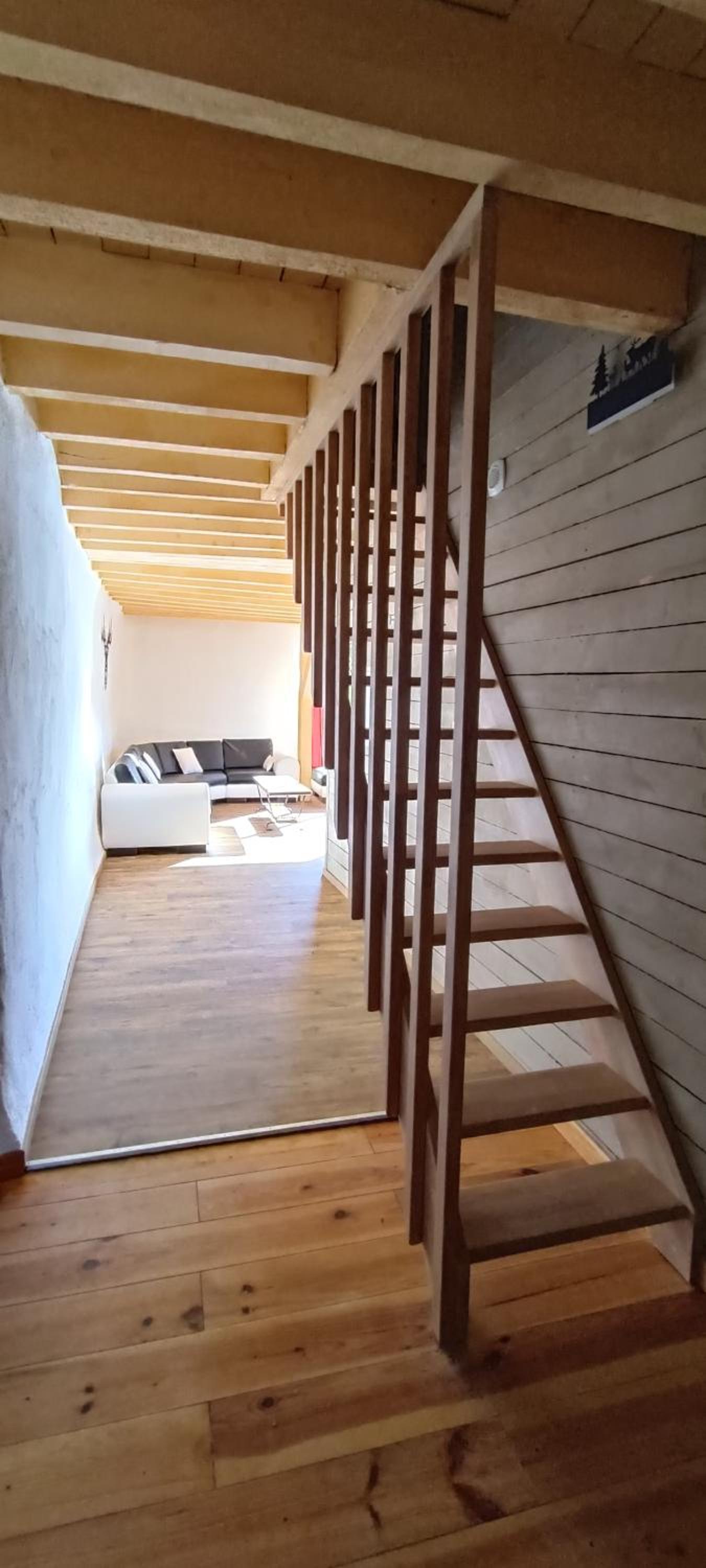 Three-Bedroom House photo 2