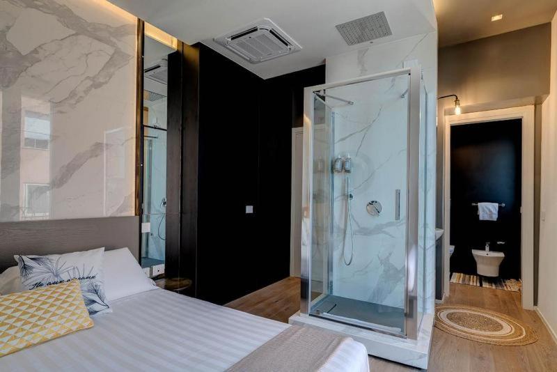 Deluxe Queen Room - Photo 39