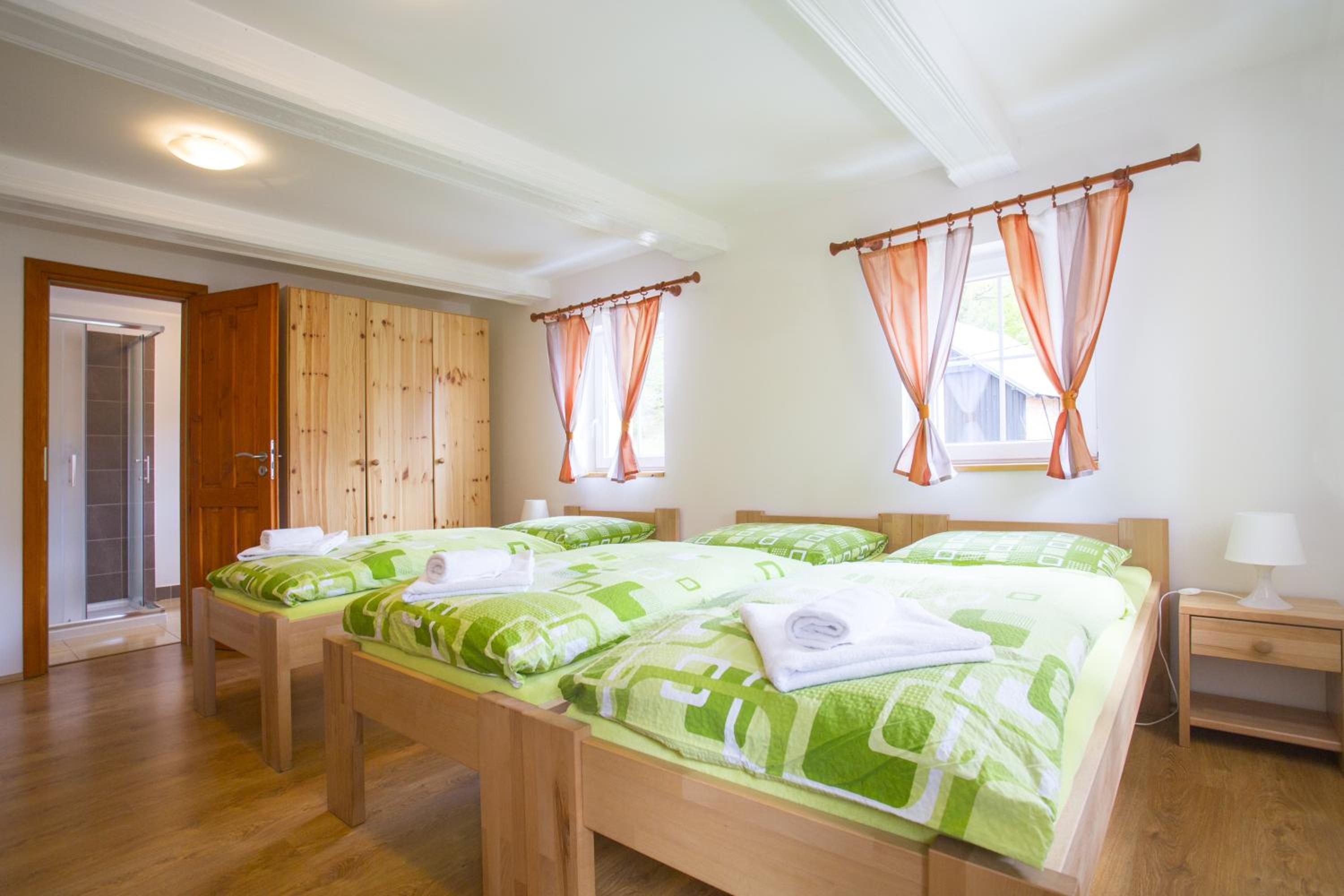 Quadruple Room with Bathroom and Toilet photo 1