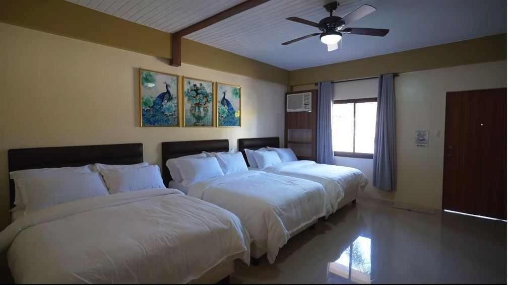 Family Room photo 1