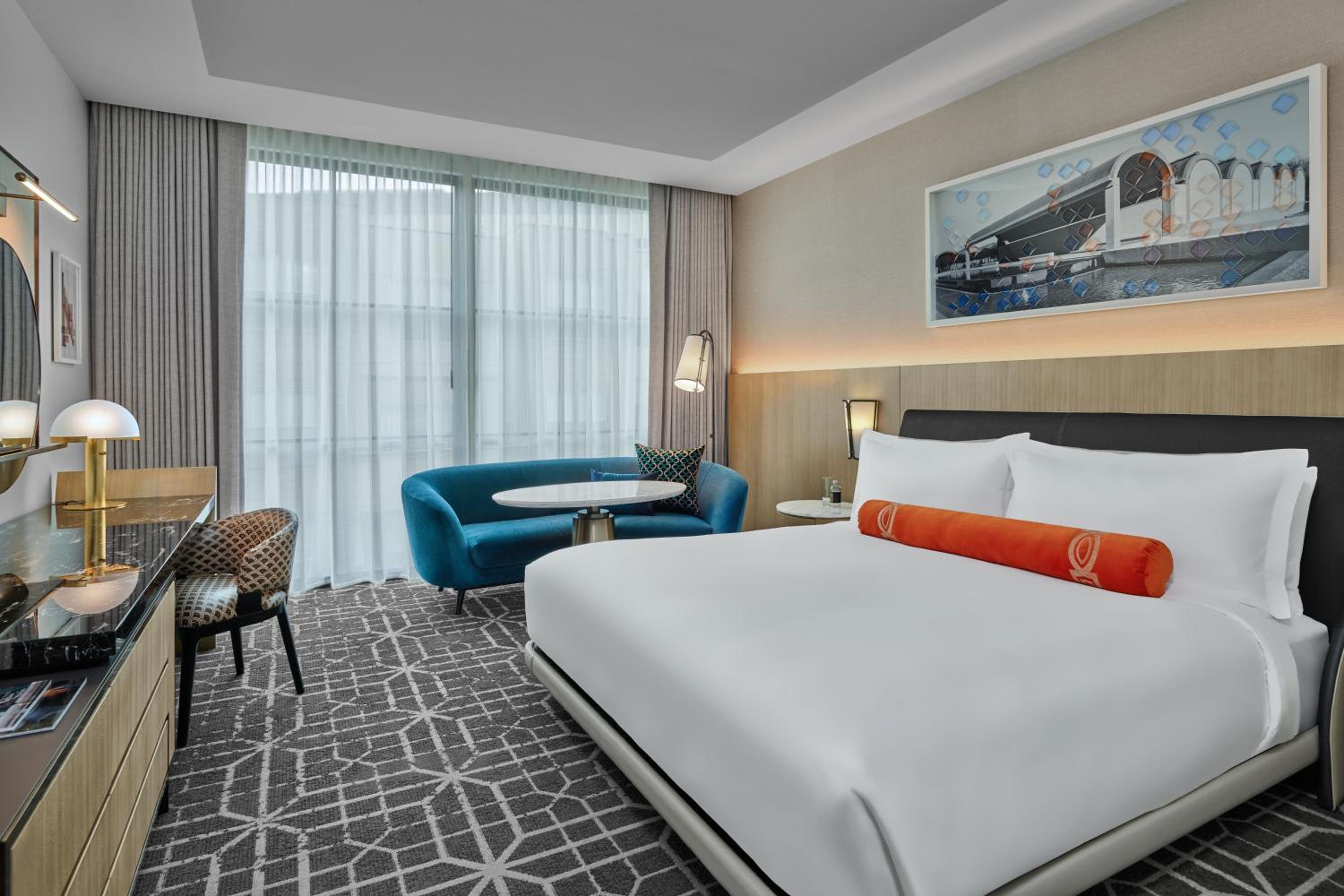 Deluxe King Room - Photo 3
