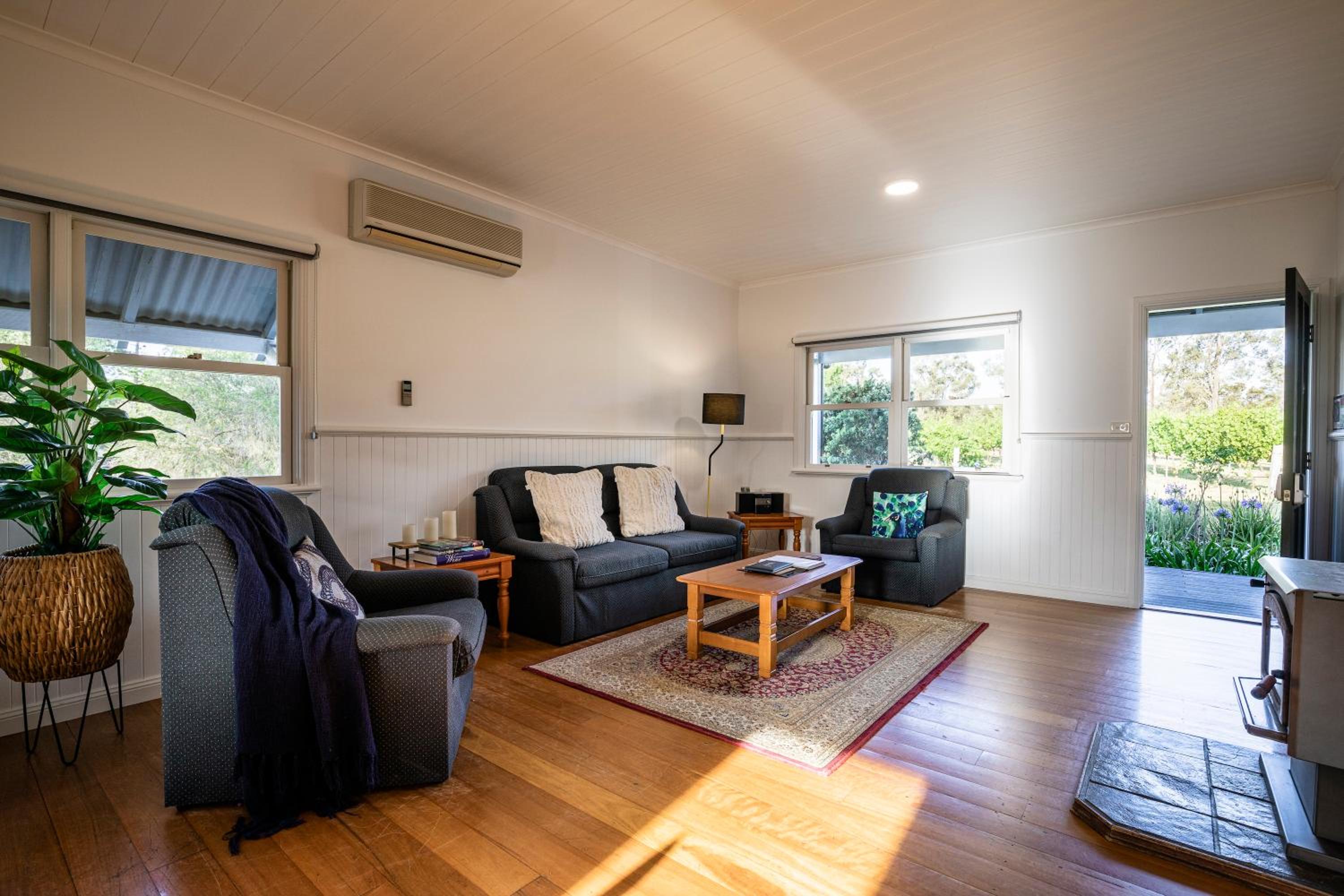 Deluxe Two-Bedroom Cottage photo 1