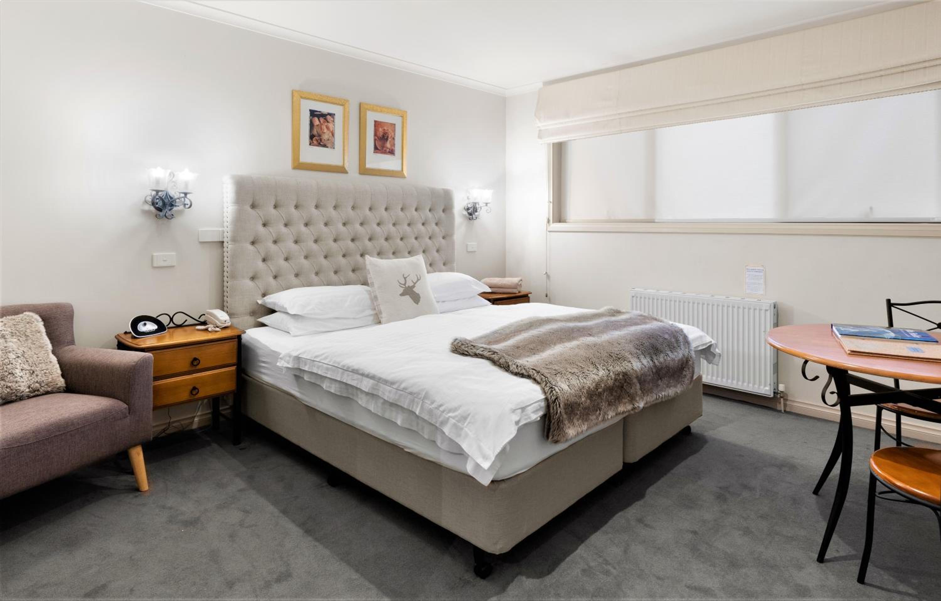 Alpine King Room photo 2