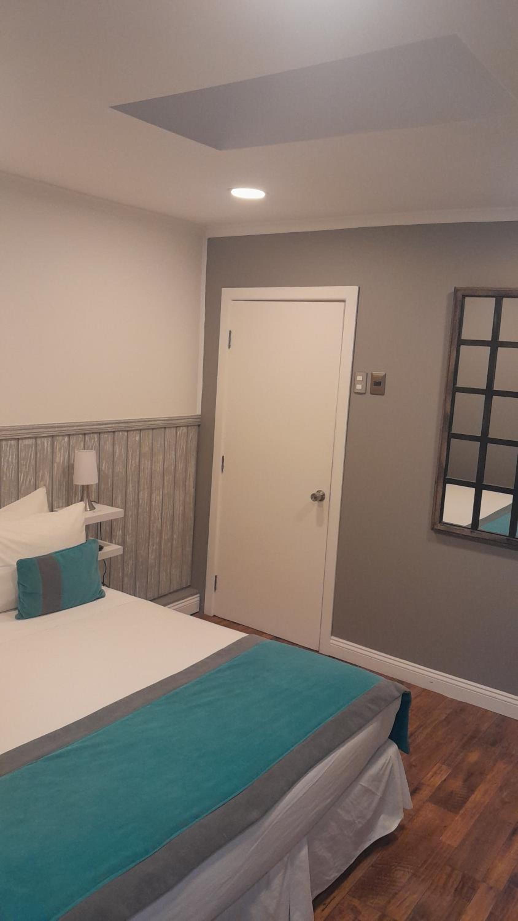 Three-Bedroom Vacation Home  photo 3