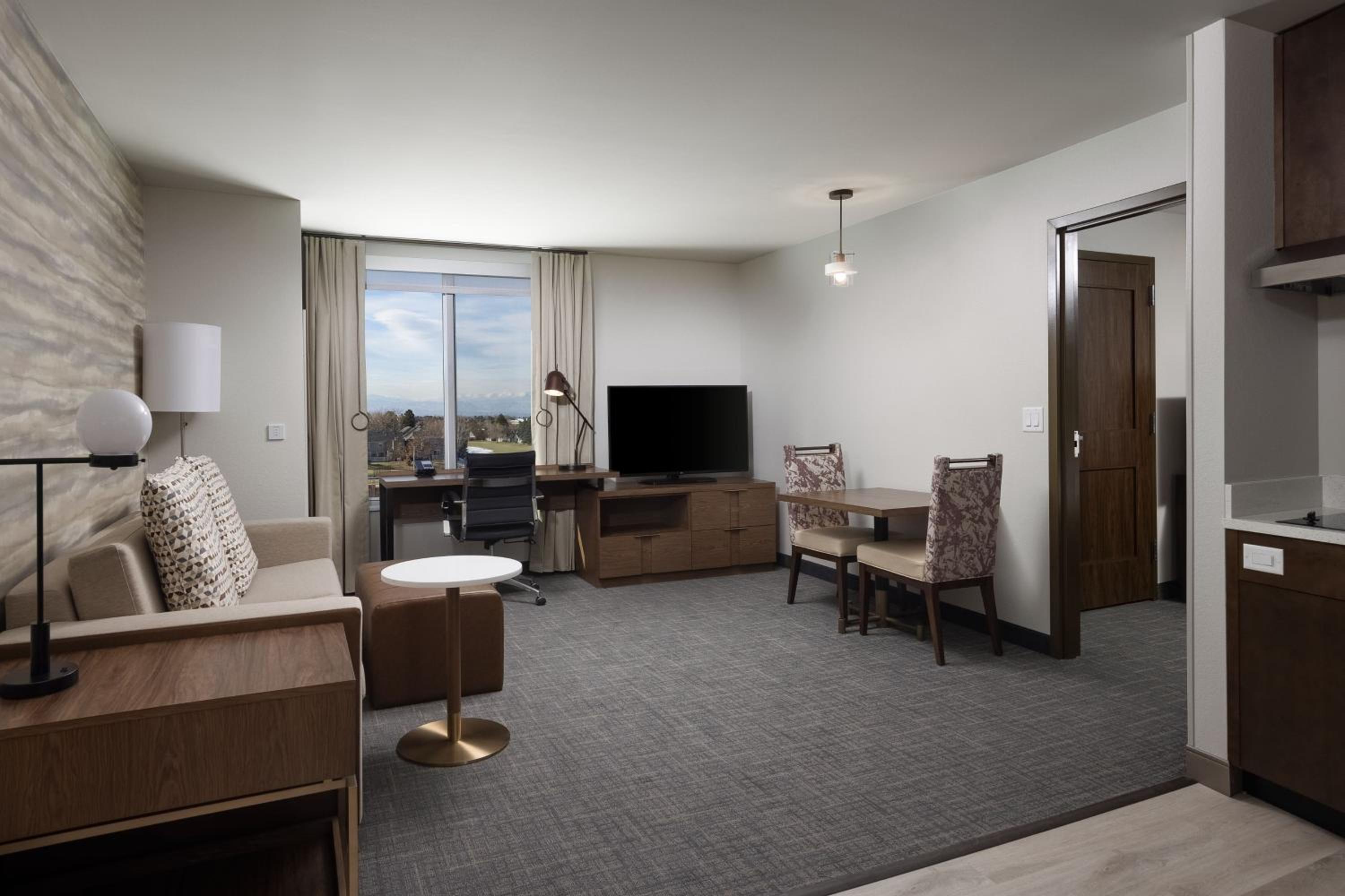 One-Bedroom King Suite with Sofa Bed  - Photo 14