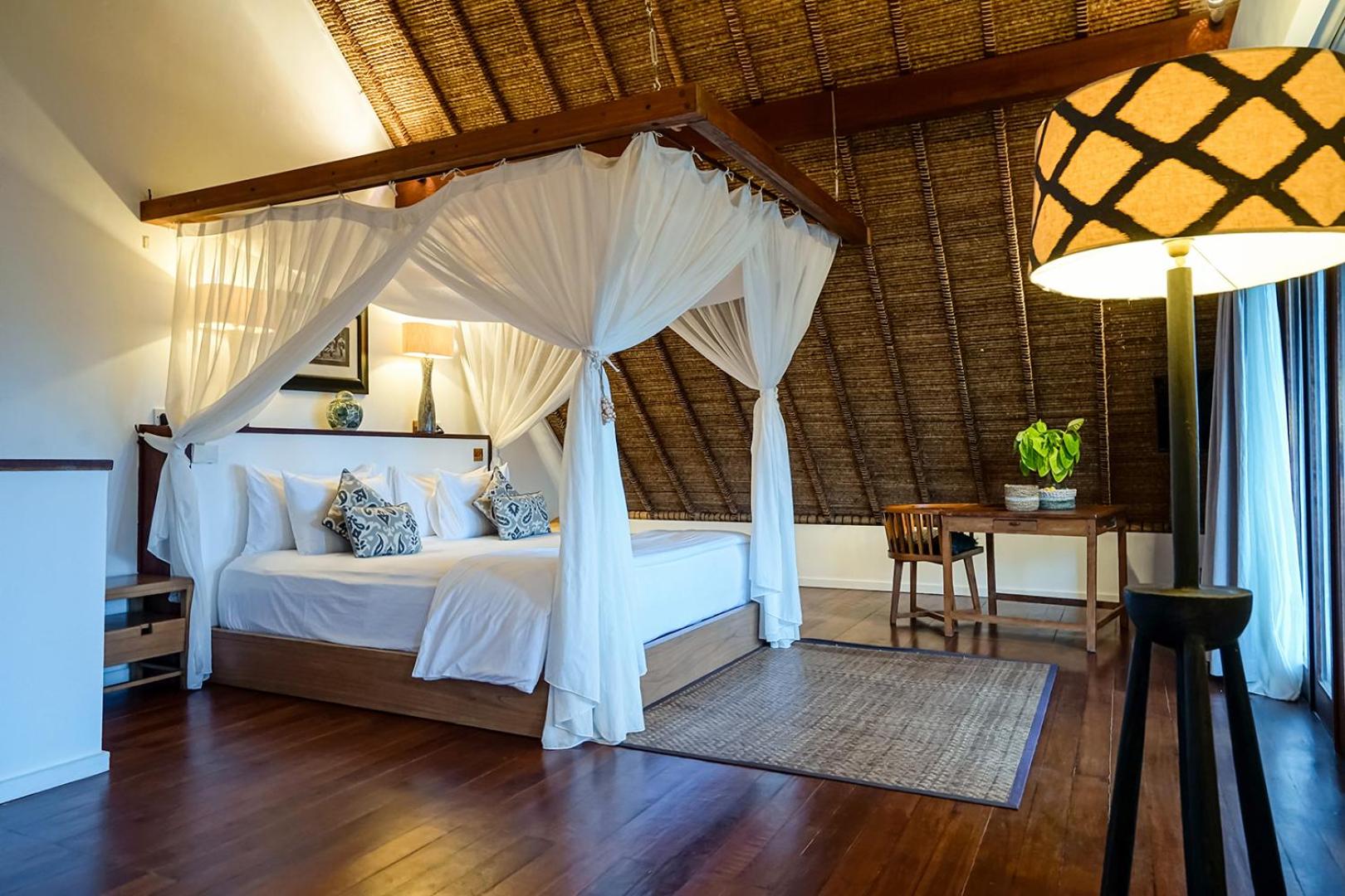 Two-Bedroom Oceanside Villa - Photo 2
