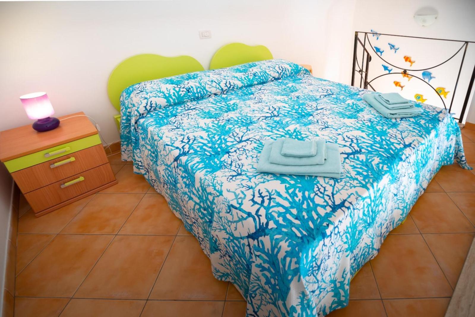 One-Bedroom House photo 1