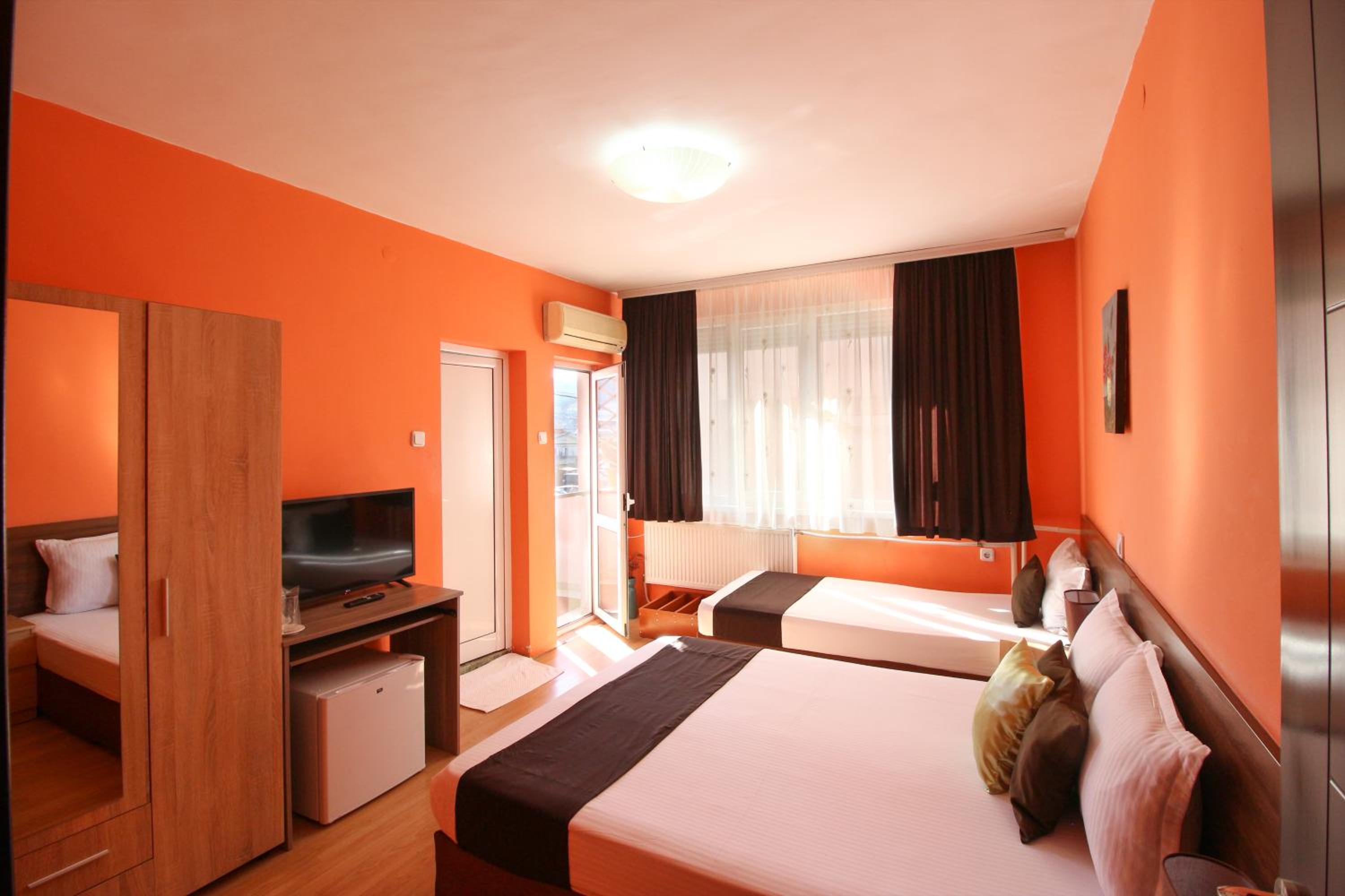 Triple Room photo 1