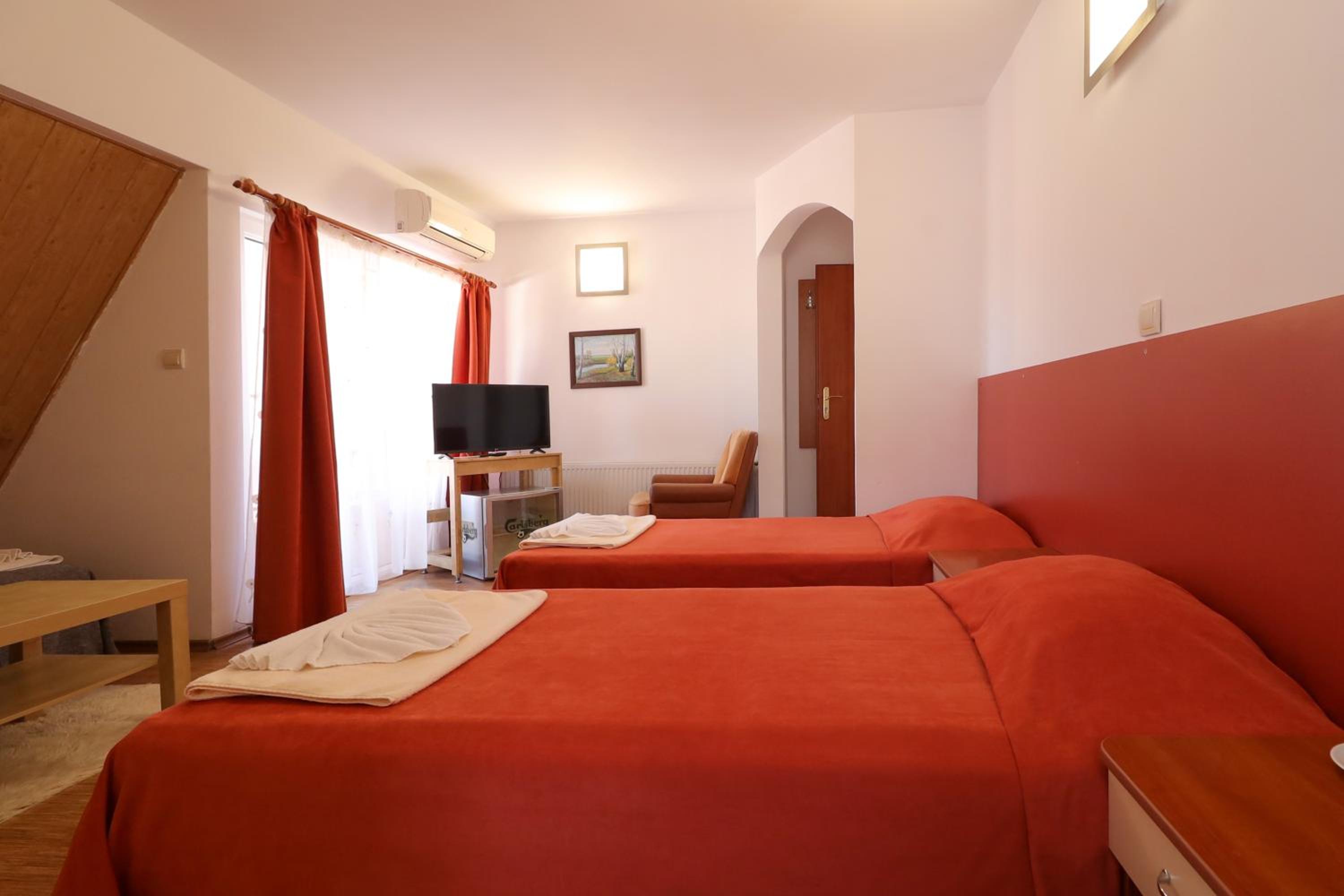 Triple Room photo 3