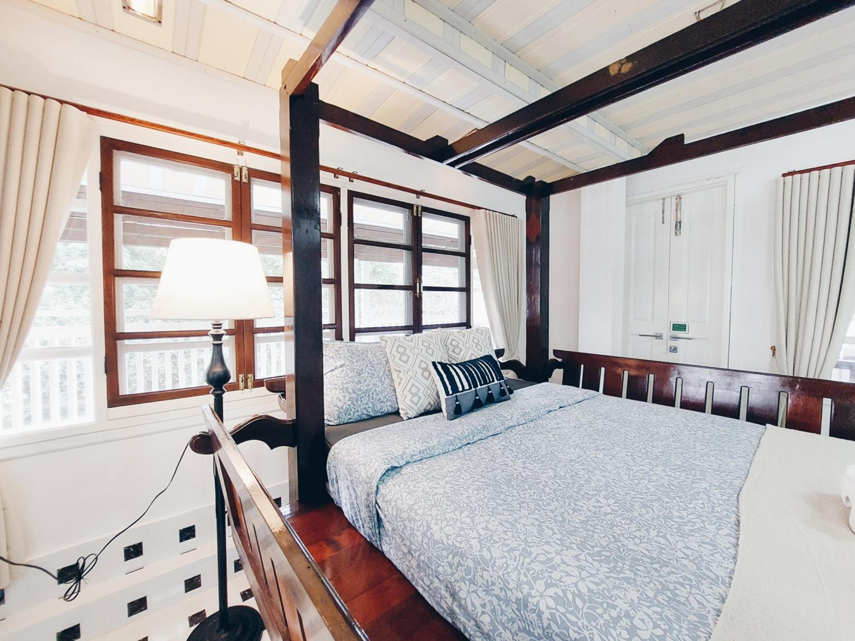 Doppelzimmer mit Balkon thumbnail 5