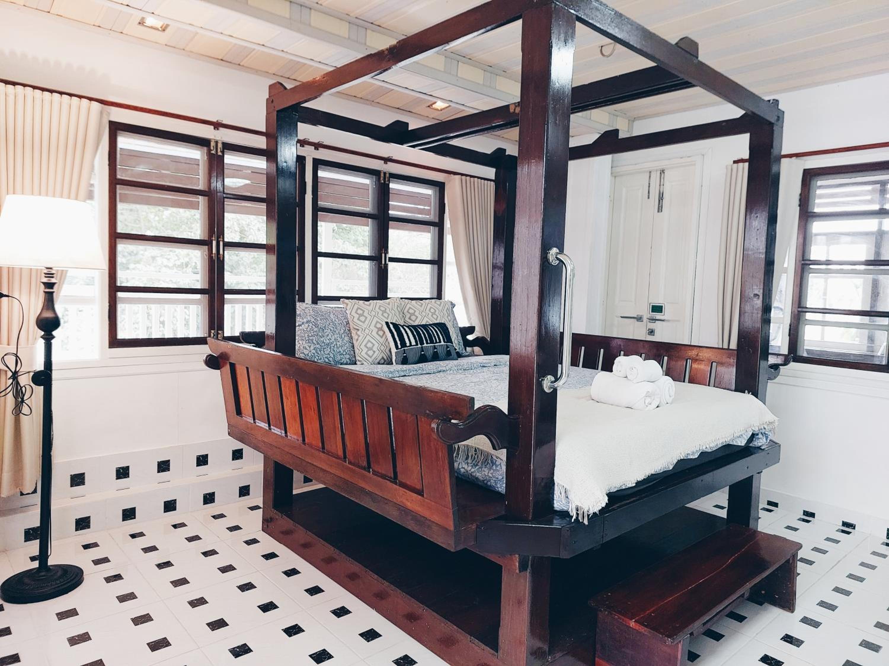 Doppelzimmer mit Balkon thumbnail 6