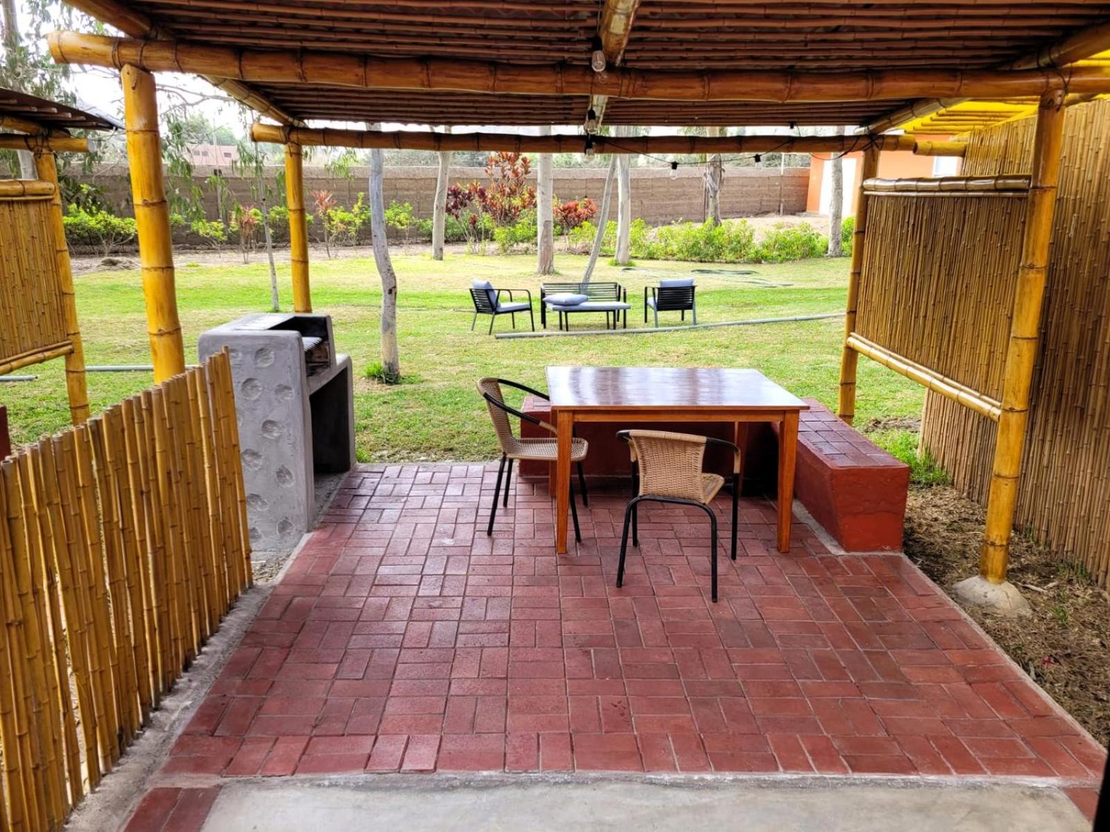 Bungalow with Garden View photo 2