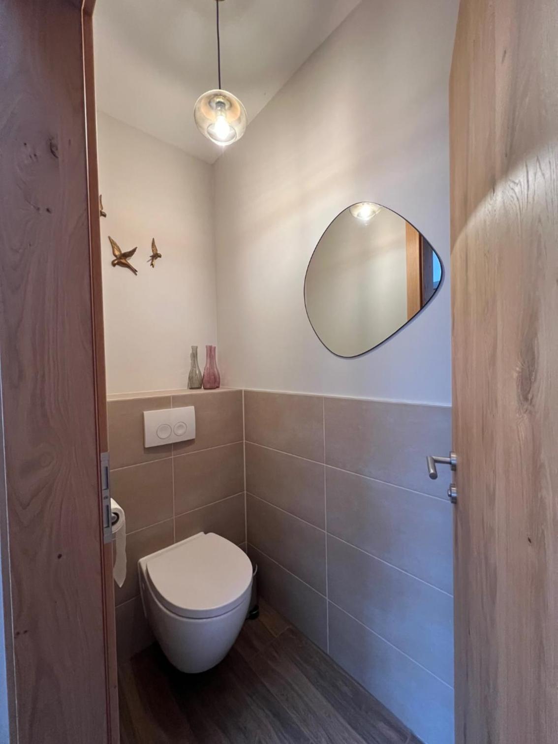 Apartment with Mountain View photo 3