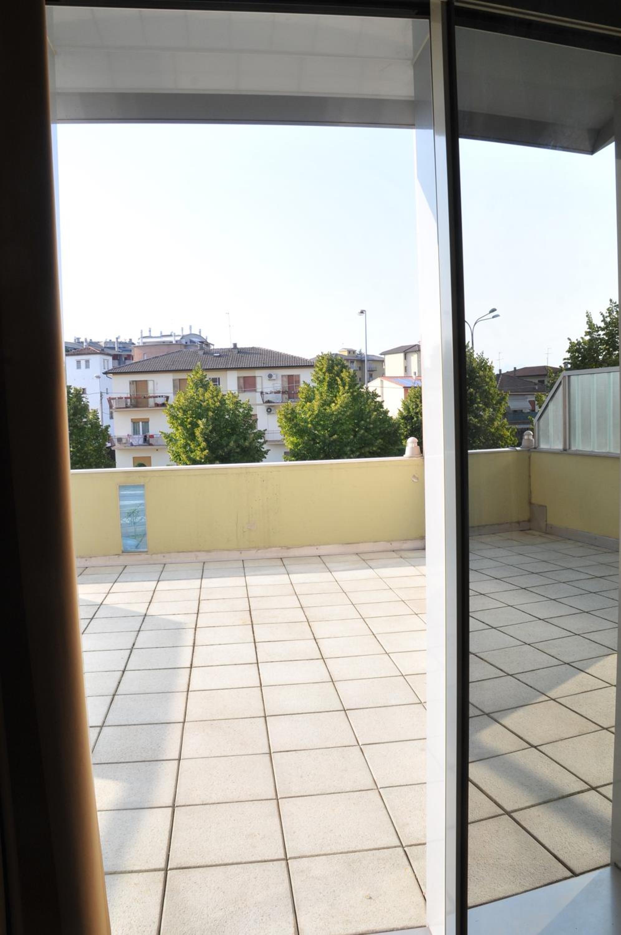 Single Room With Balcony photo 3