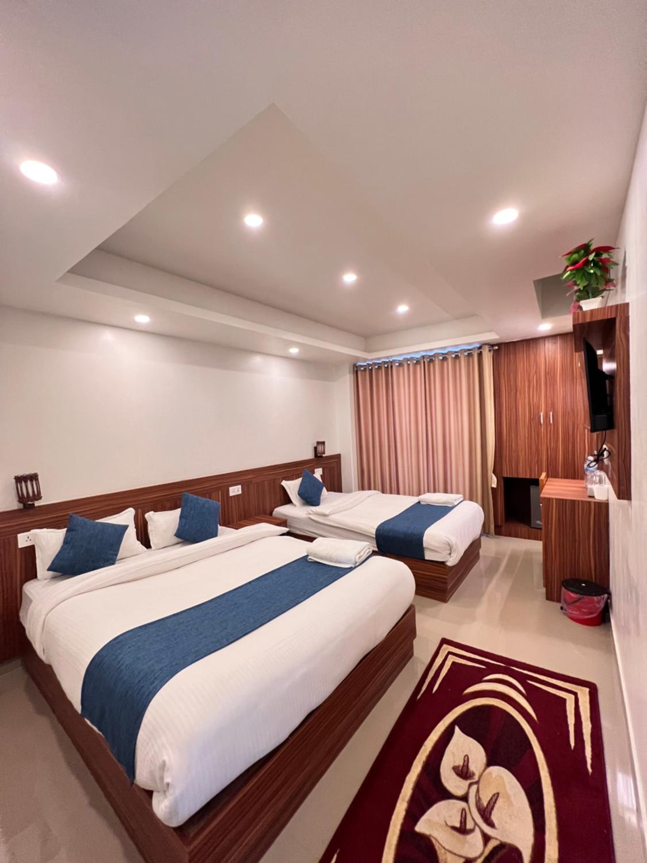 Deluxe Double Or Twin Room With Balcony