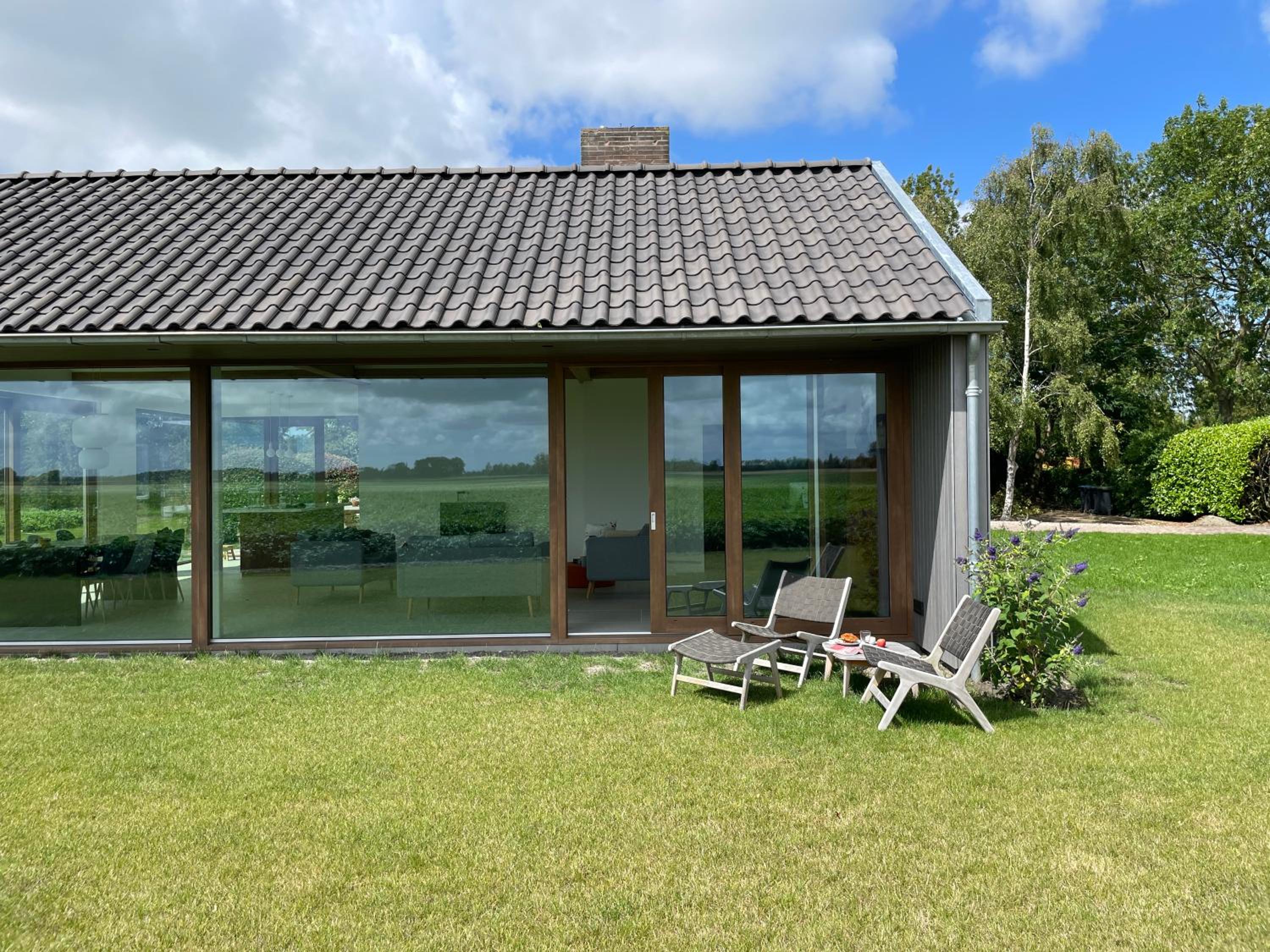 Villa photo 3