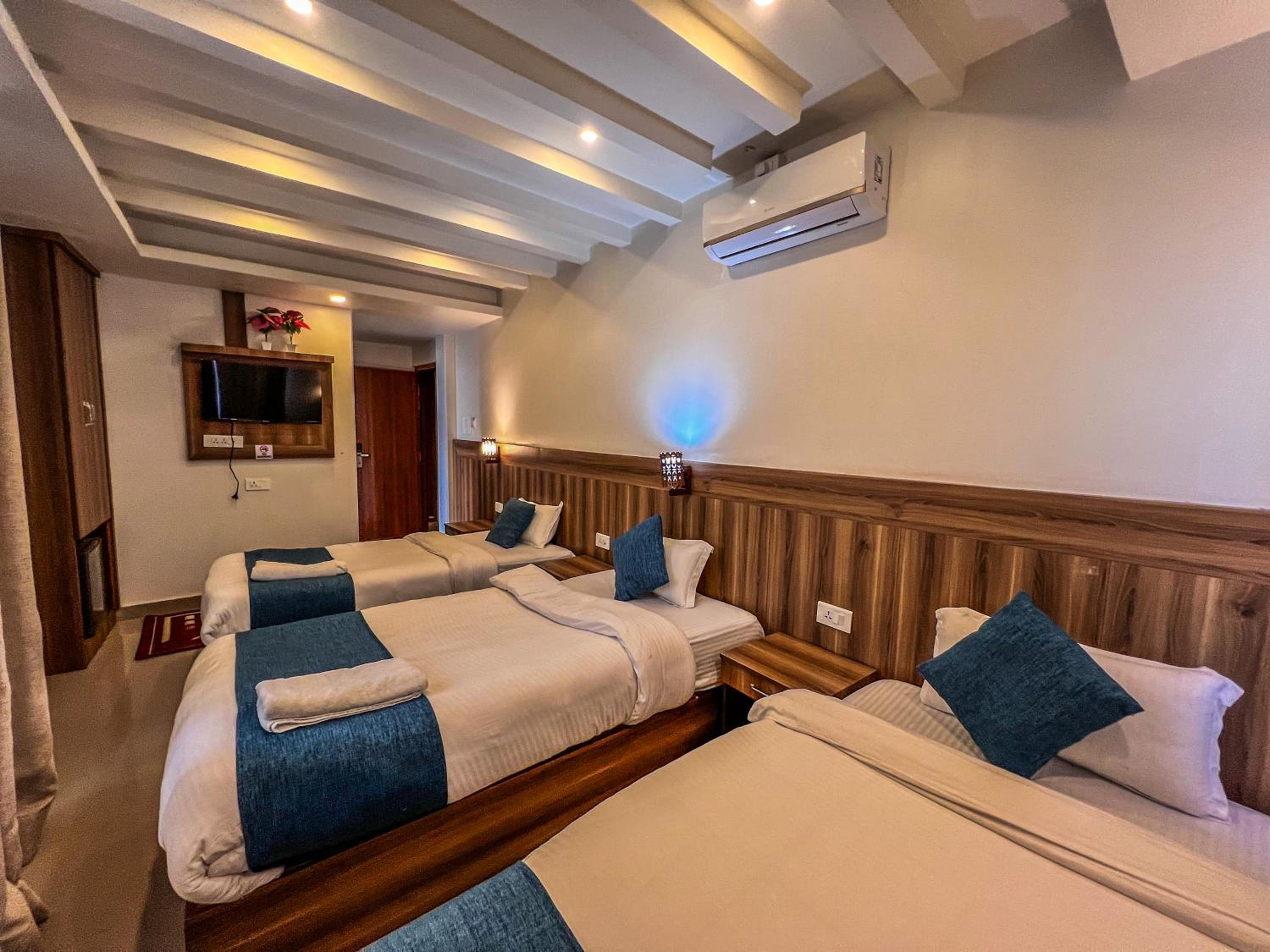 Deluxe Triple Room