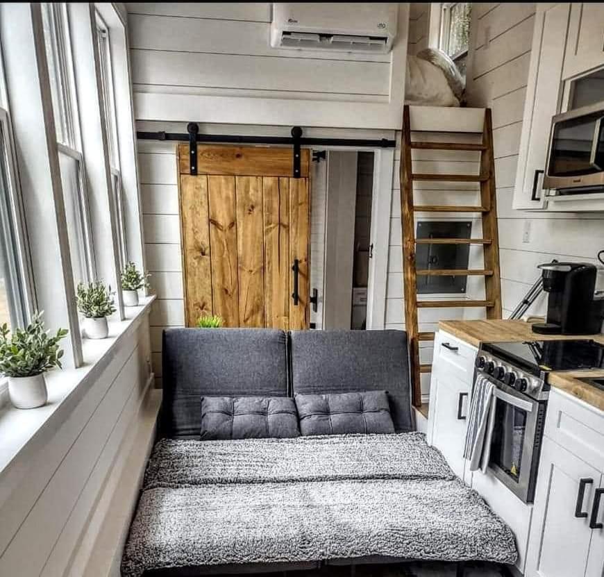 One-Bedroom House photo 3