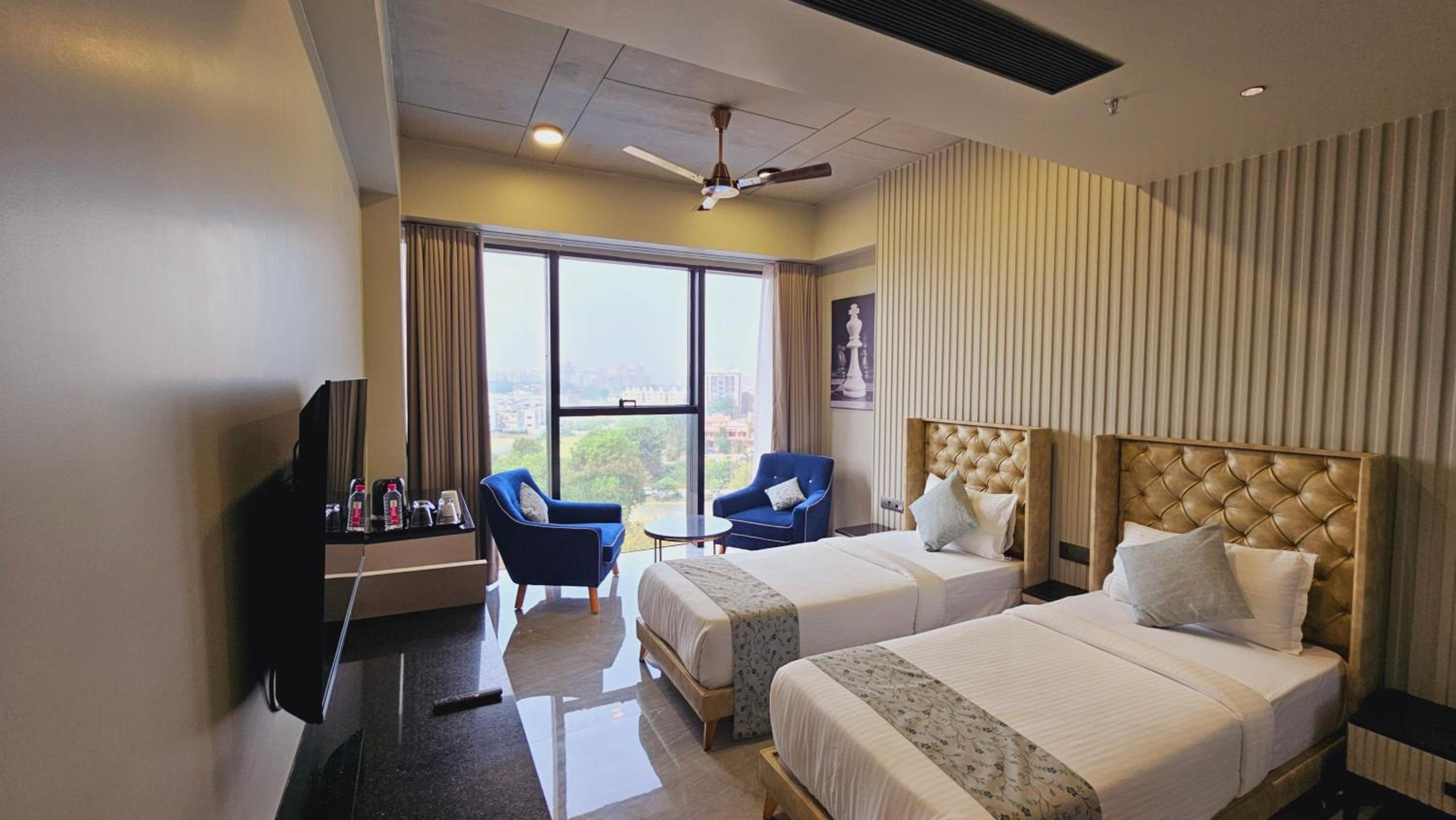 Deluxe Double or Twin Room