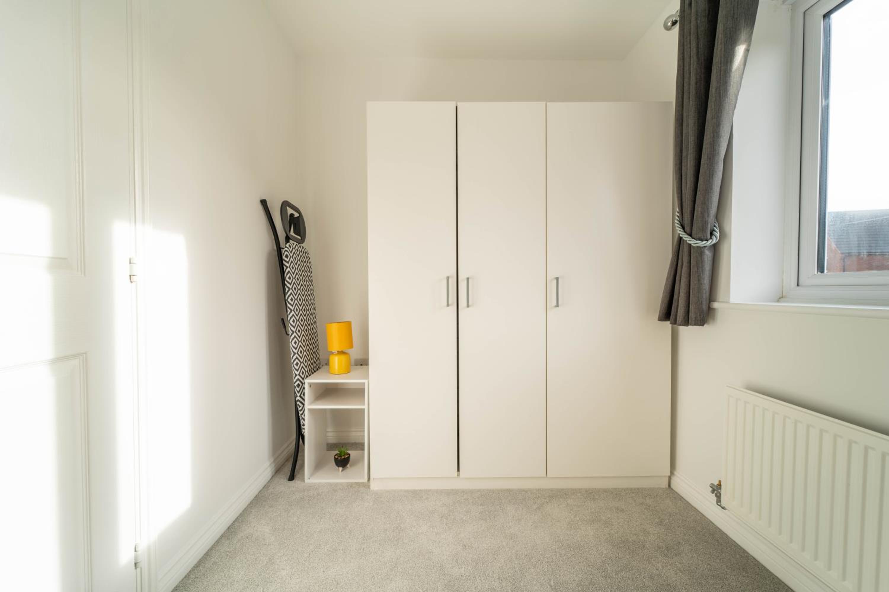 Two-Bedroom House photo 2