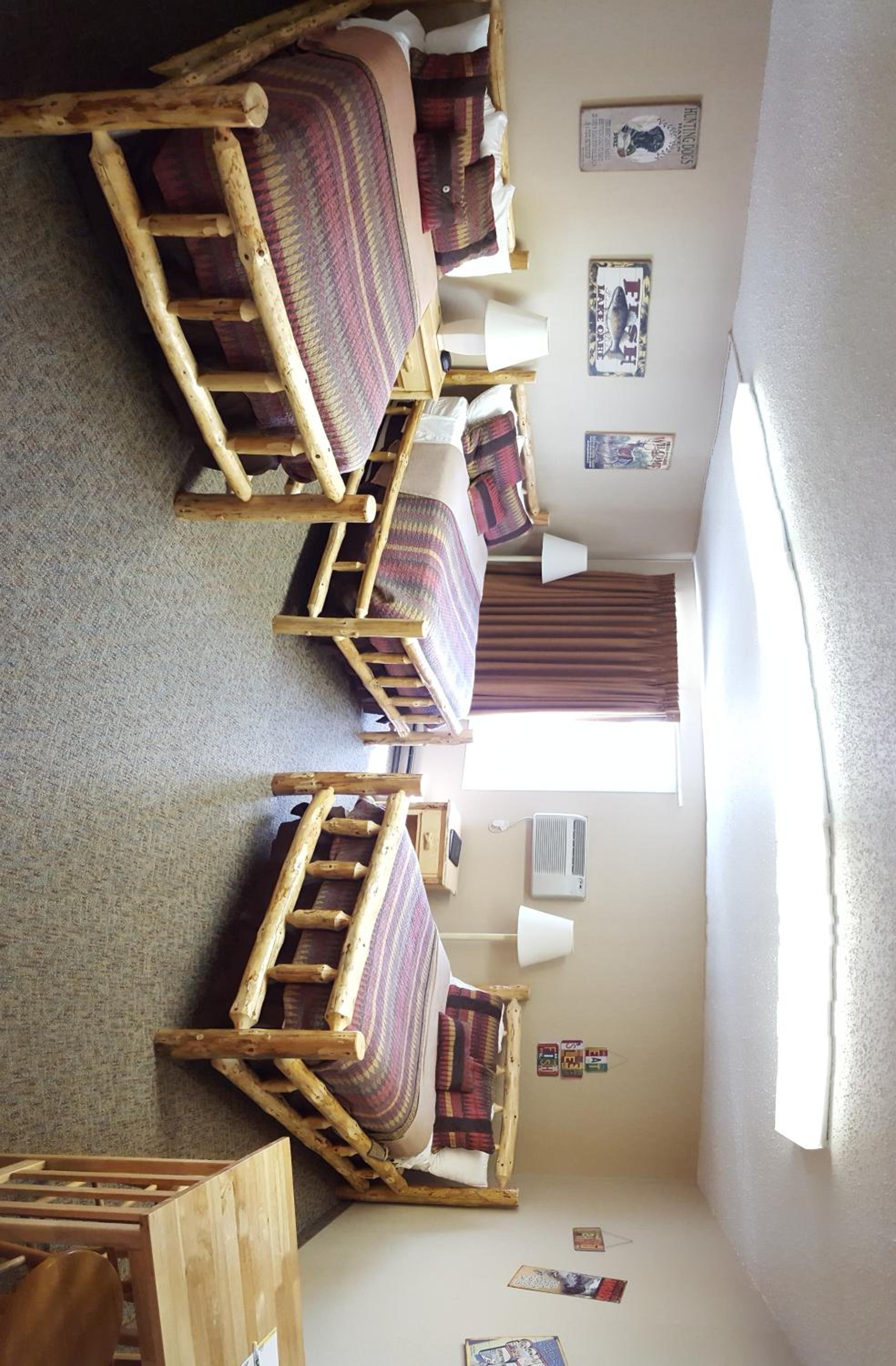 Studio Suite with Three Double Beds - Non-Smoking - Photo 1