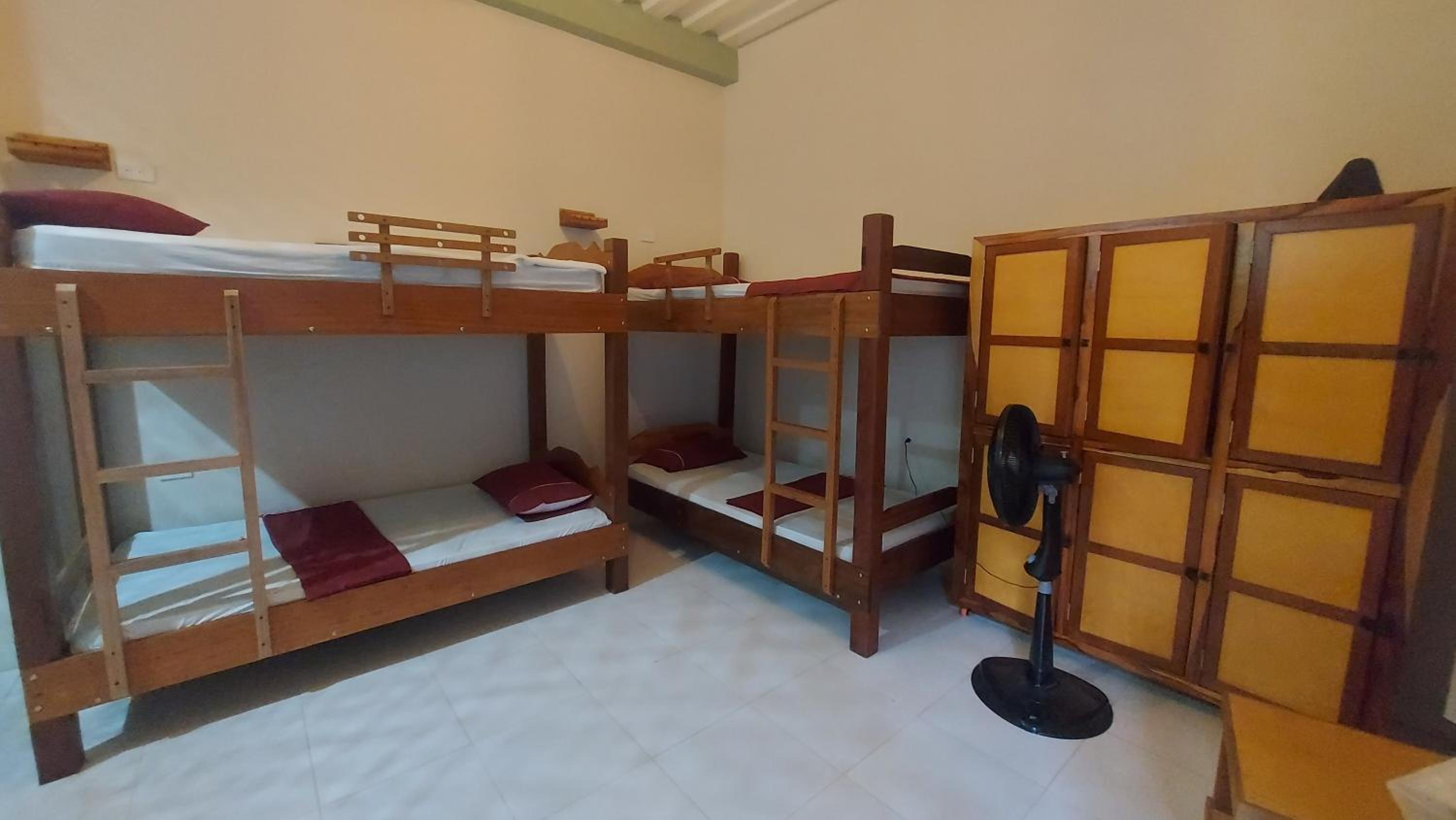 Single Bed in 6-Bed Dormitory Room photo 1