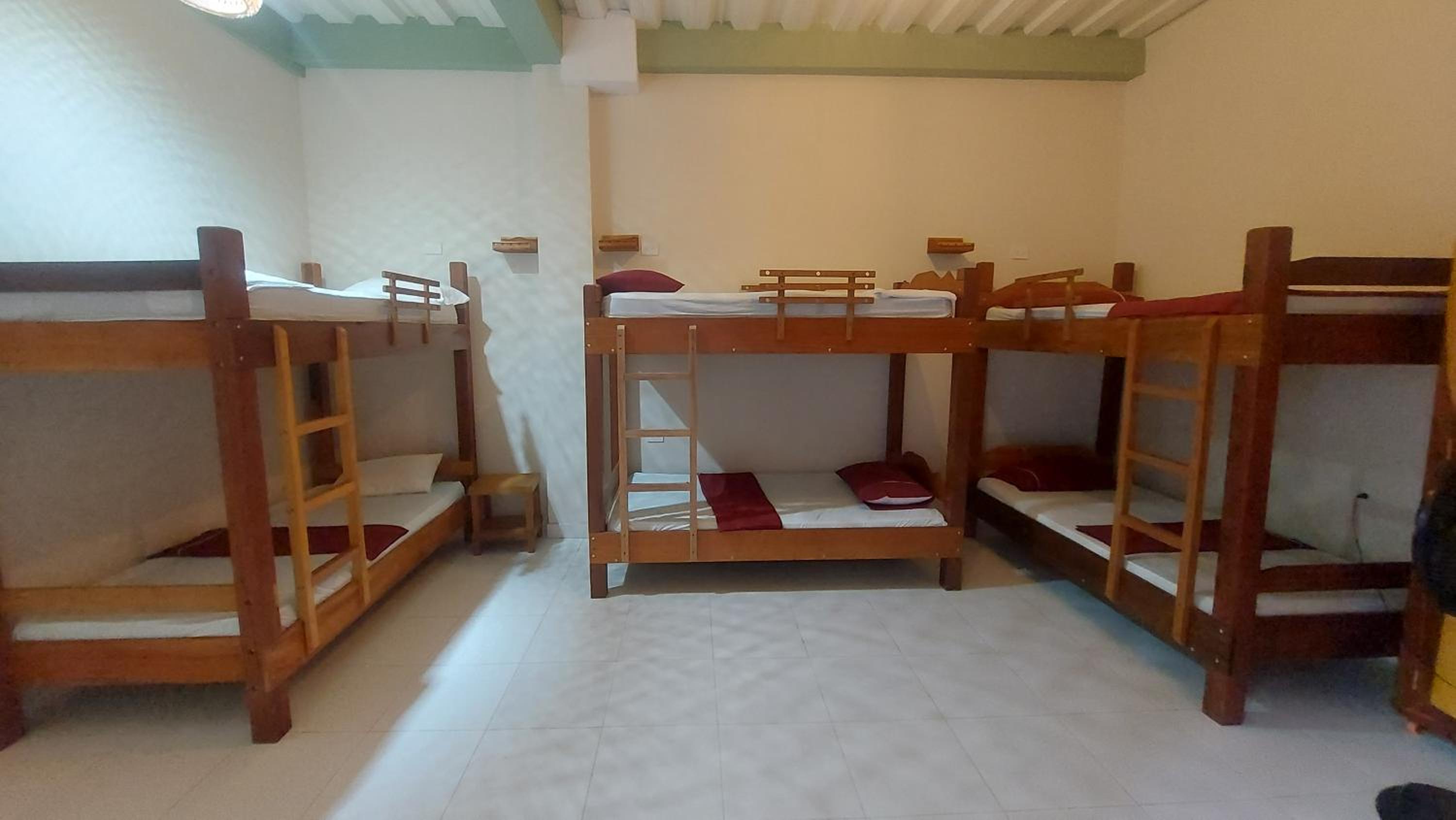 Single Bed in 6-Bed Dormitory Room photo 3